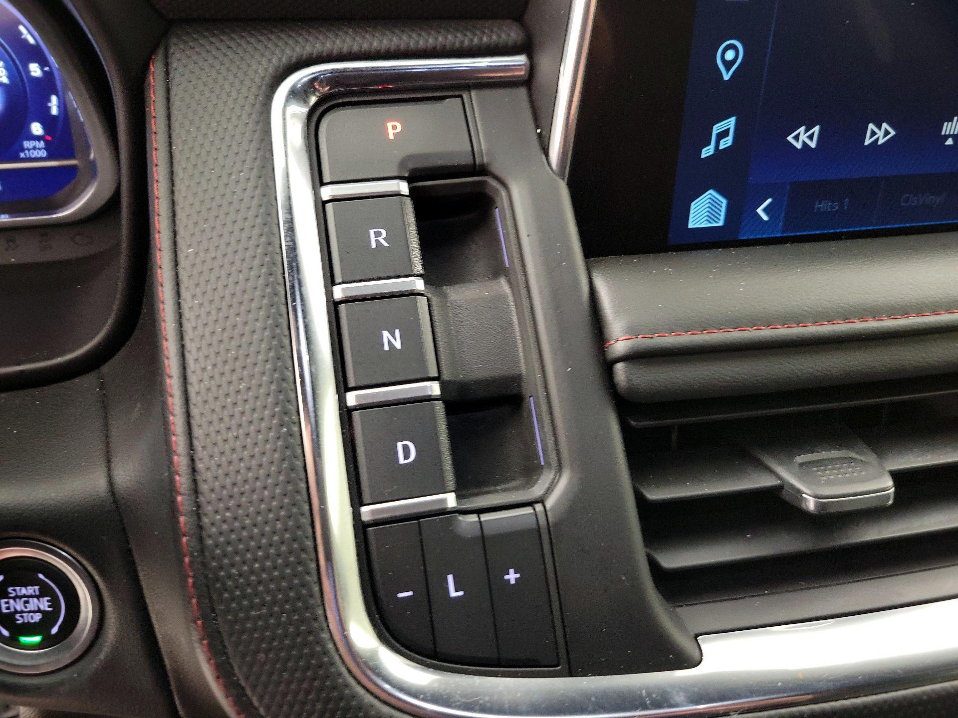 Thumbnail: 2022 Chevrolet Tahoe - 18