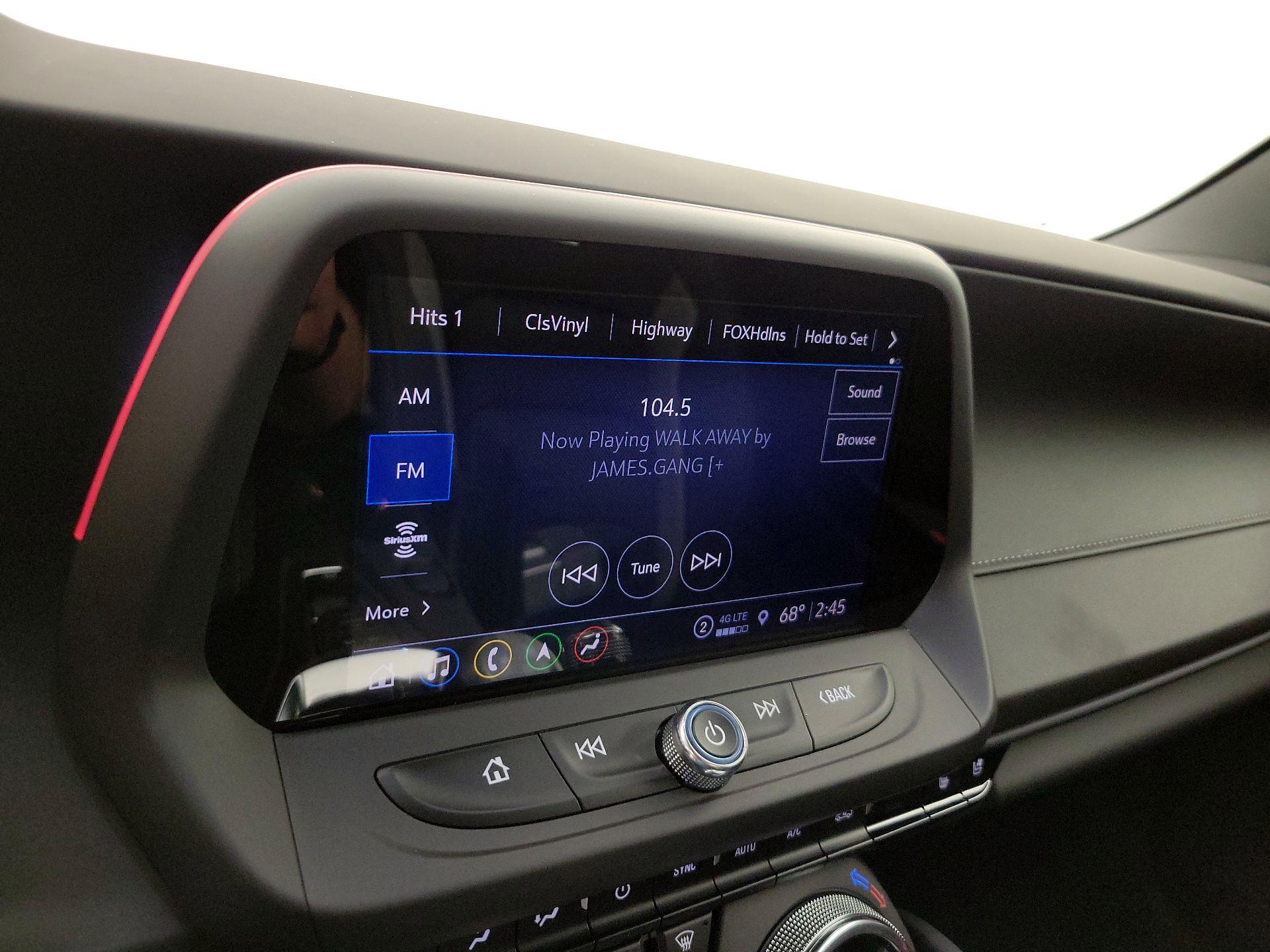 Thumbnail: 2021 Chevrolet Camaro - 15