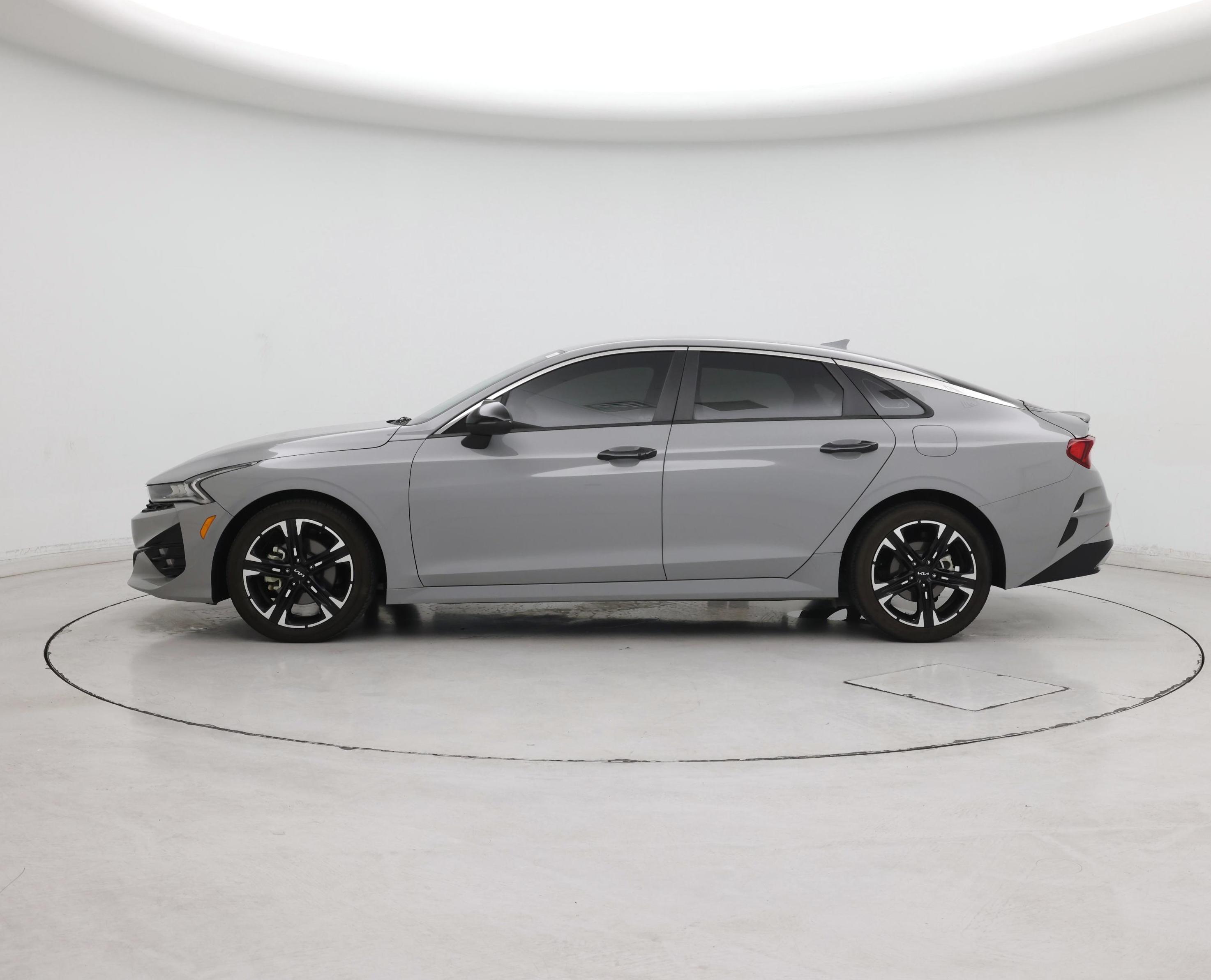 Thumbnail: 2023 Kia K5 - 3