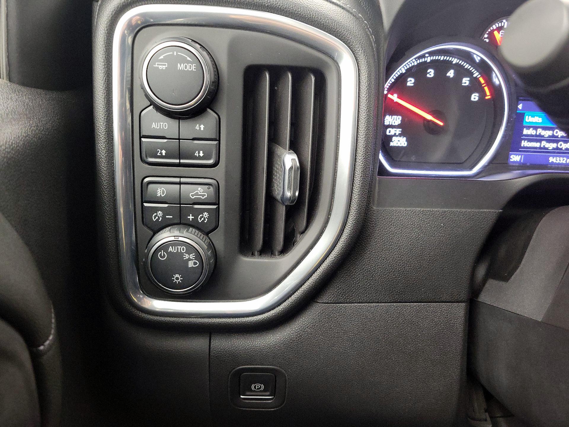 Thumbnail: 2021 Chevrolet Silverado 1500 - 13