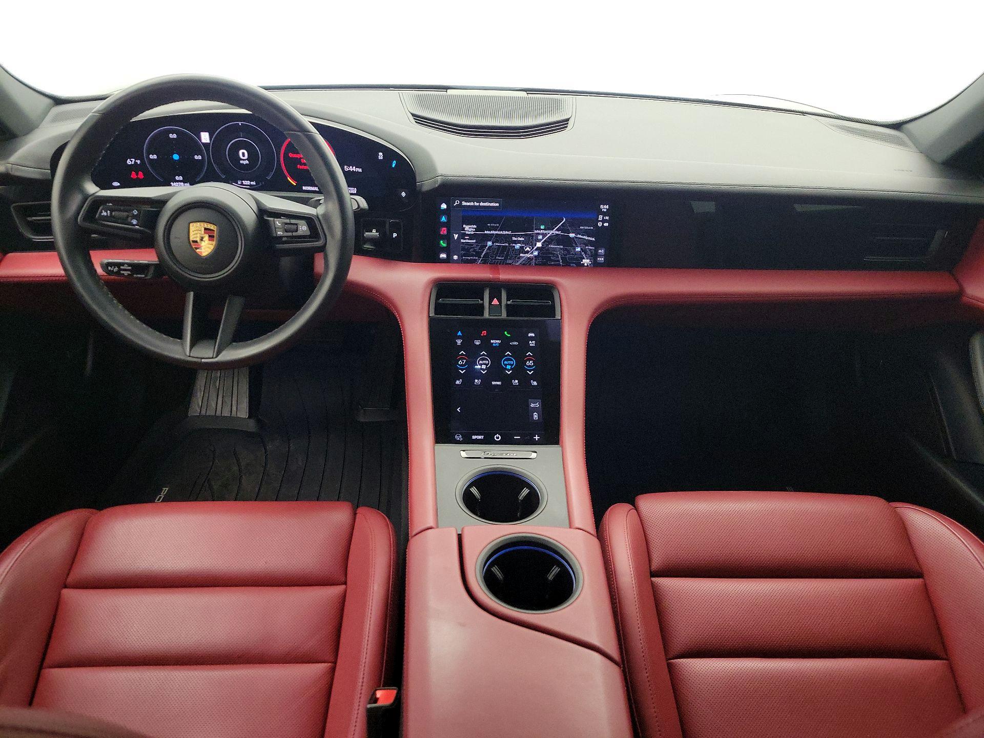 Thumbnail: 2022 Porsche Taycan - 9