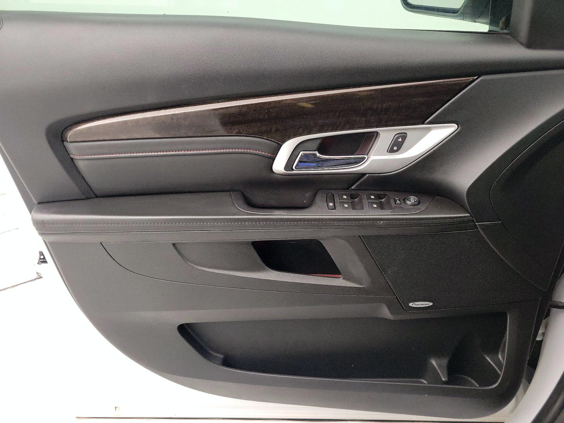 Thumbnail: 2016 GMC Terrain - 12