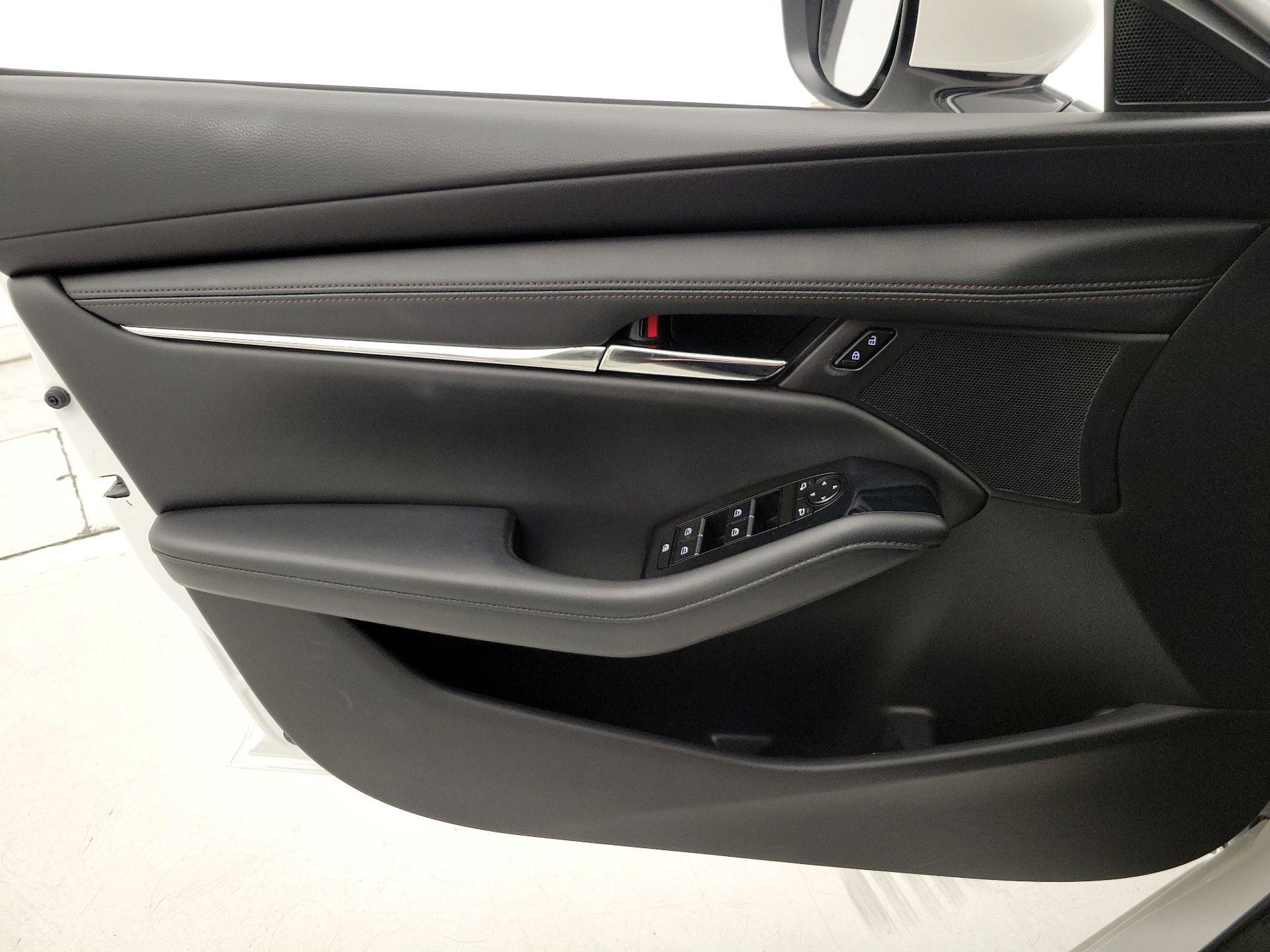 Thumbnail: 2021 Mazda Mazda3 - 12