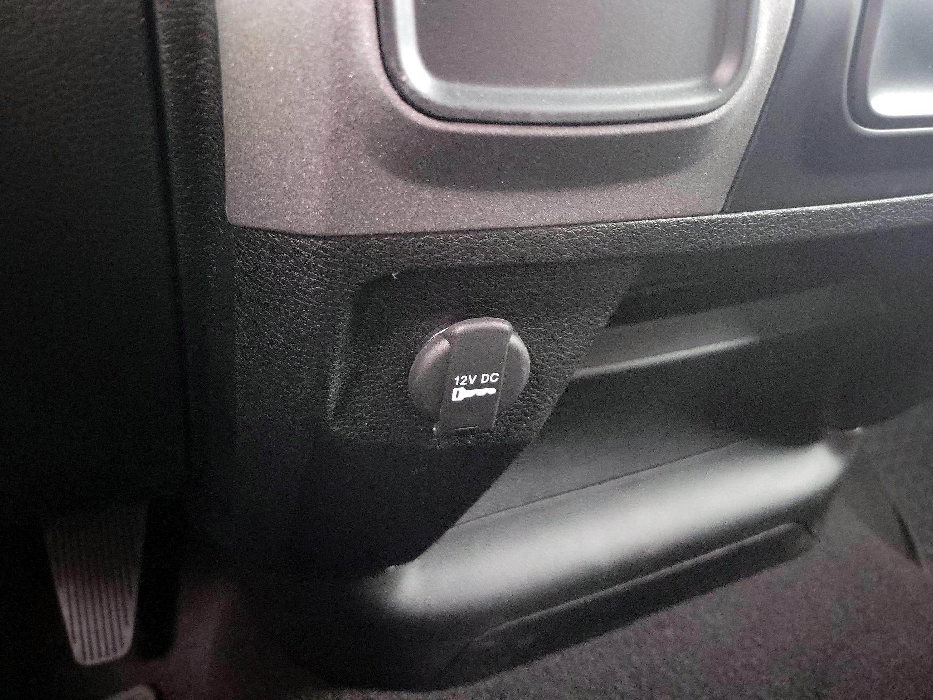 Thumbnail: 2021 RAM 1500 Classic - 18