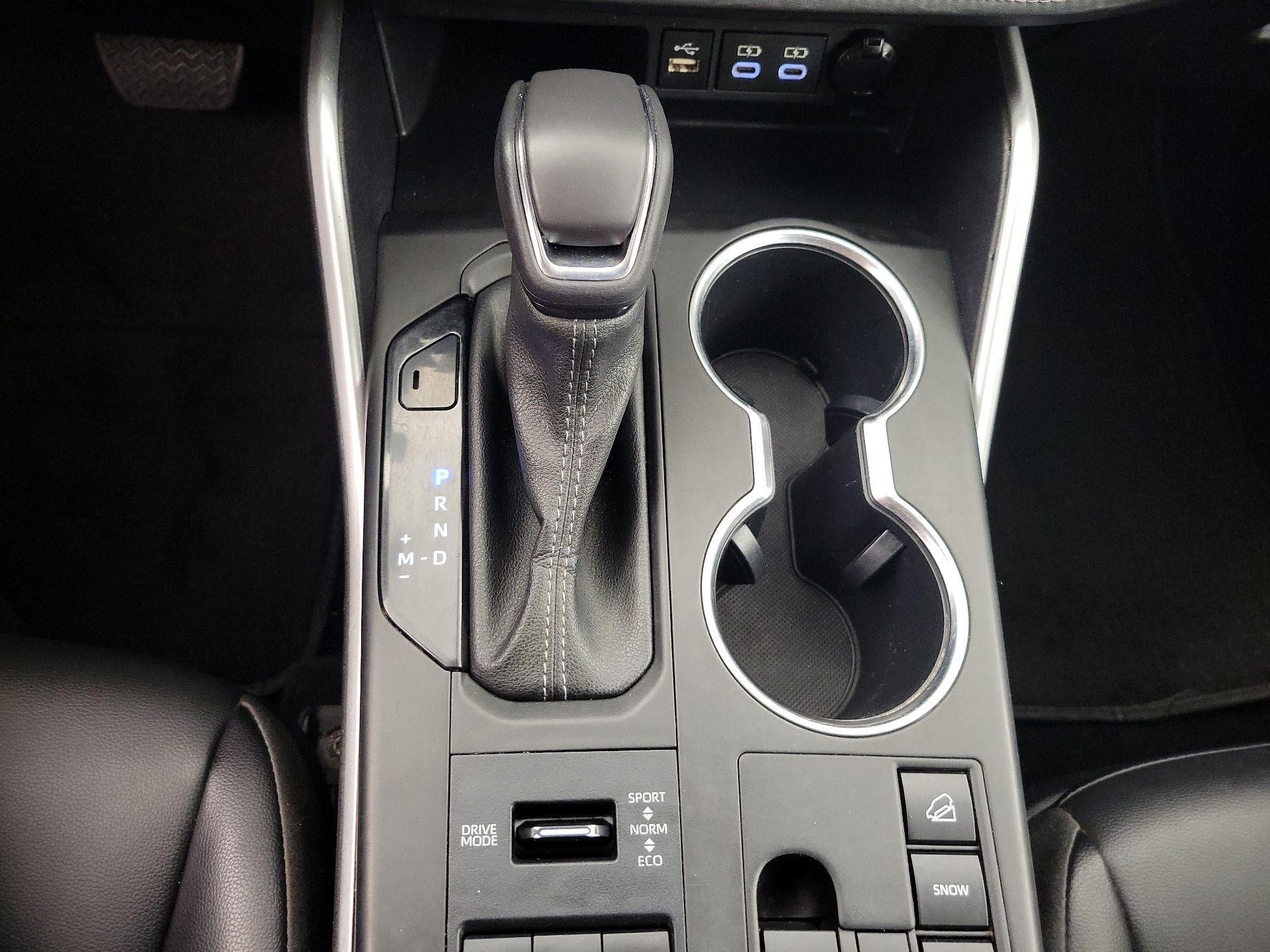 Thumbnail: 2023 Toyota Highlander - 17