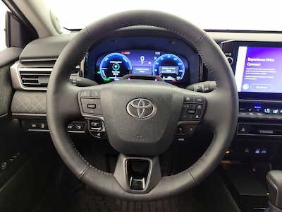 Steering Wheel & Instrument Cluster (On)
