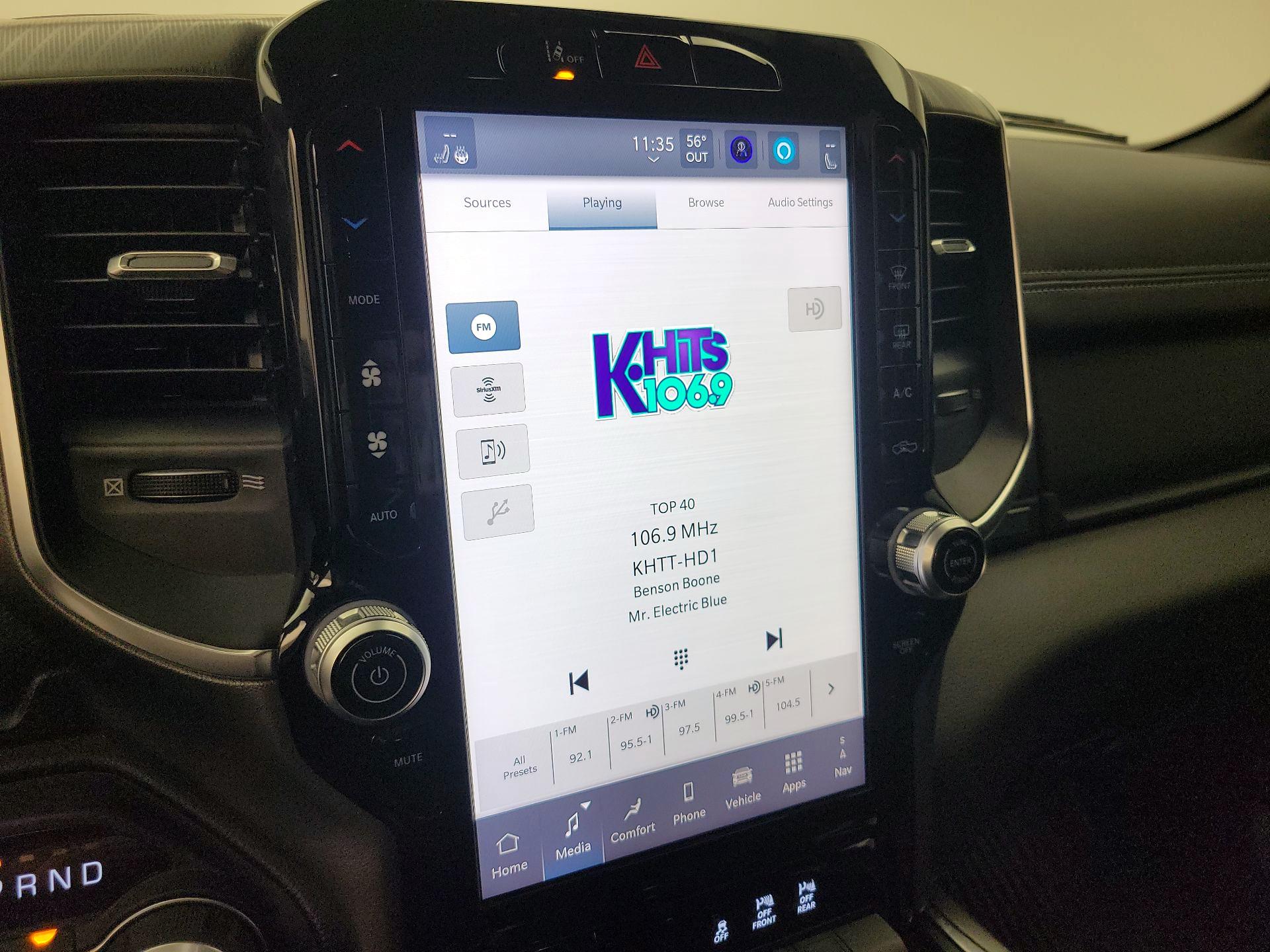 Thumbnail: 2025 RAM 1500 - 16