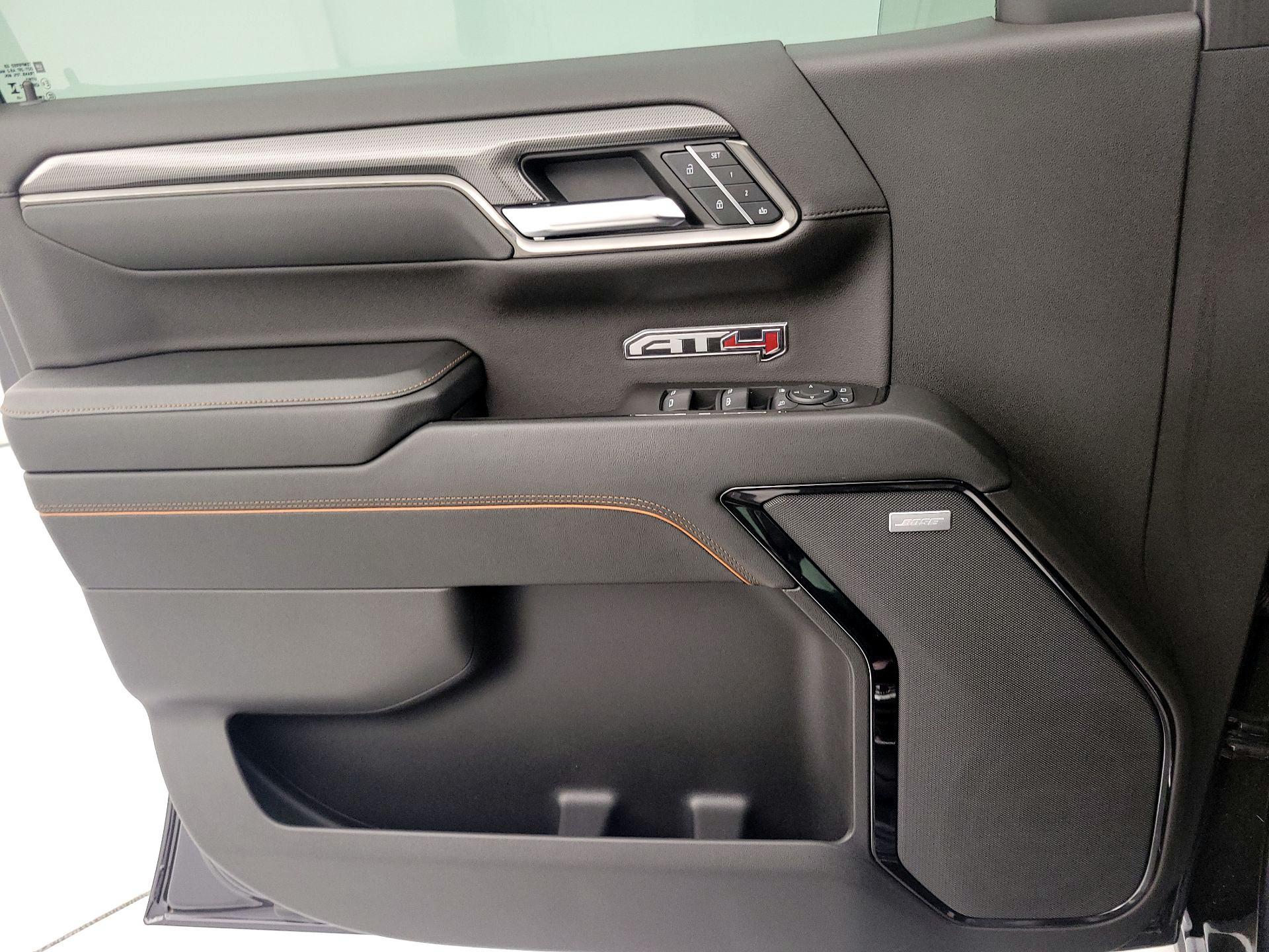 Thumbnail: 2023 GMC Sierra 1500 - 12