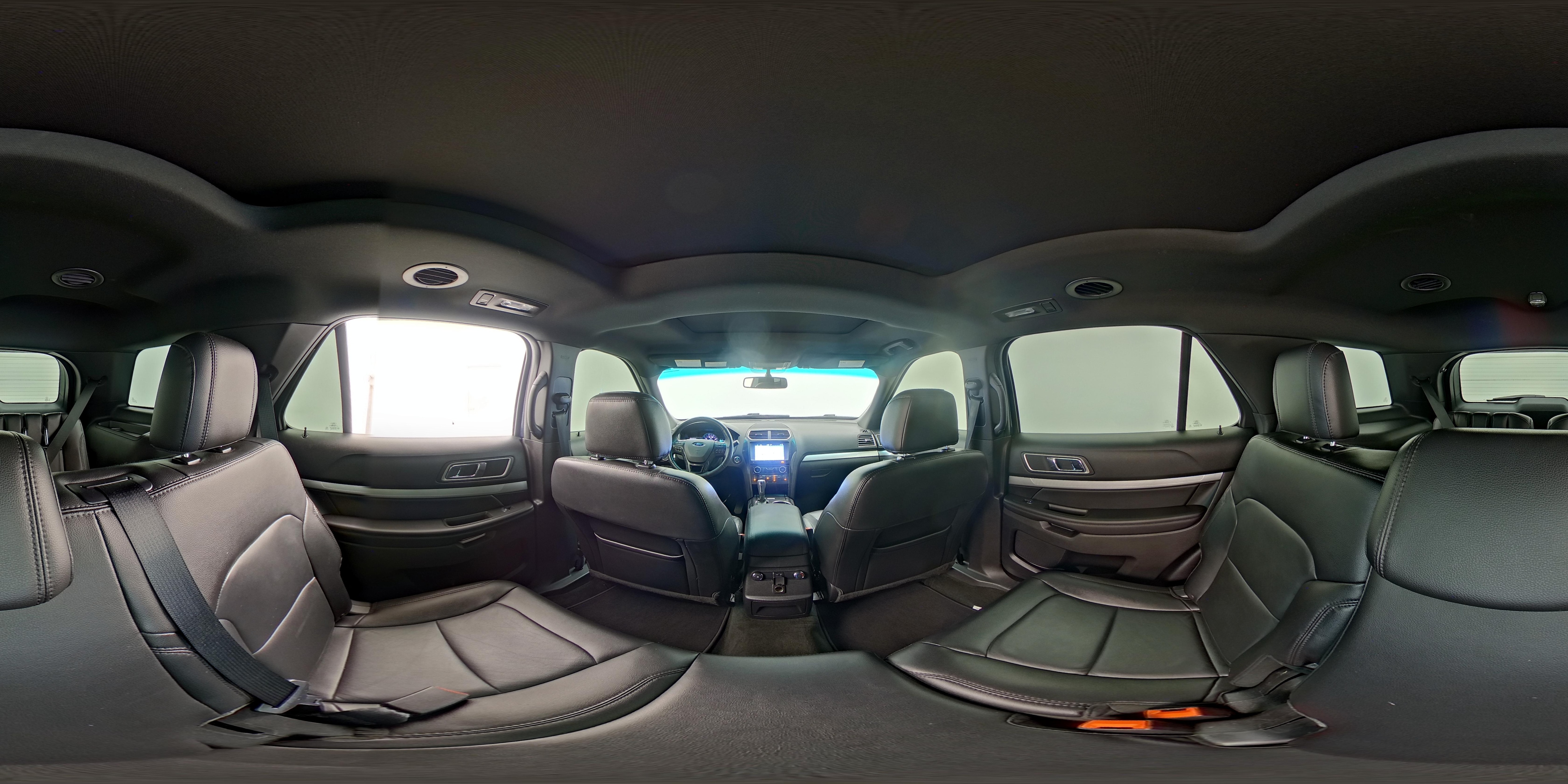 2017 Ford Explorer XLT - Photo 29