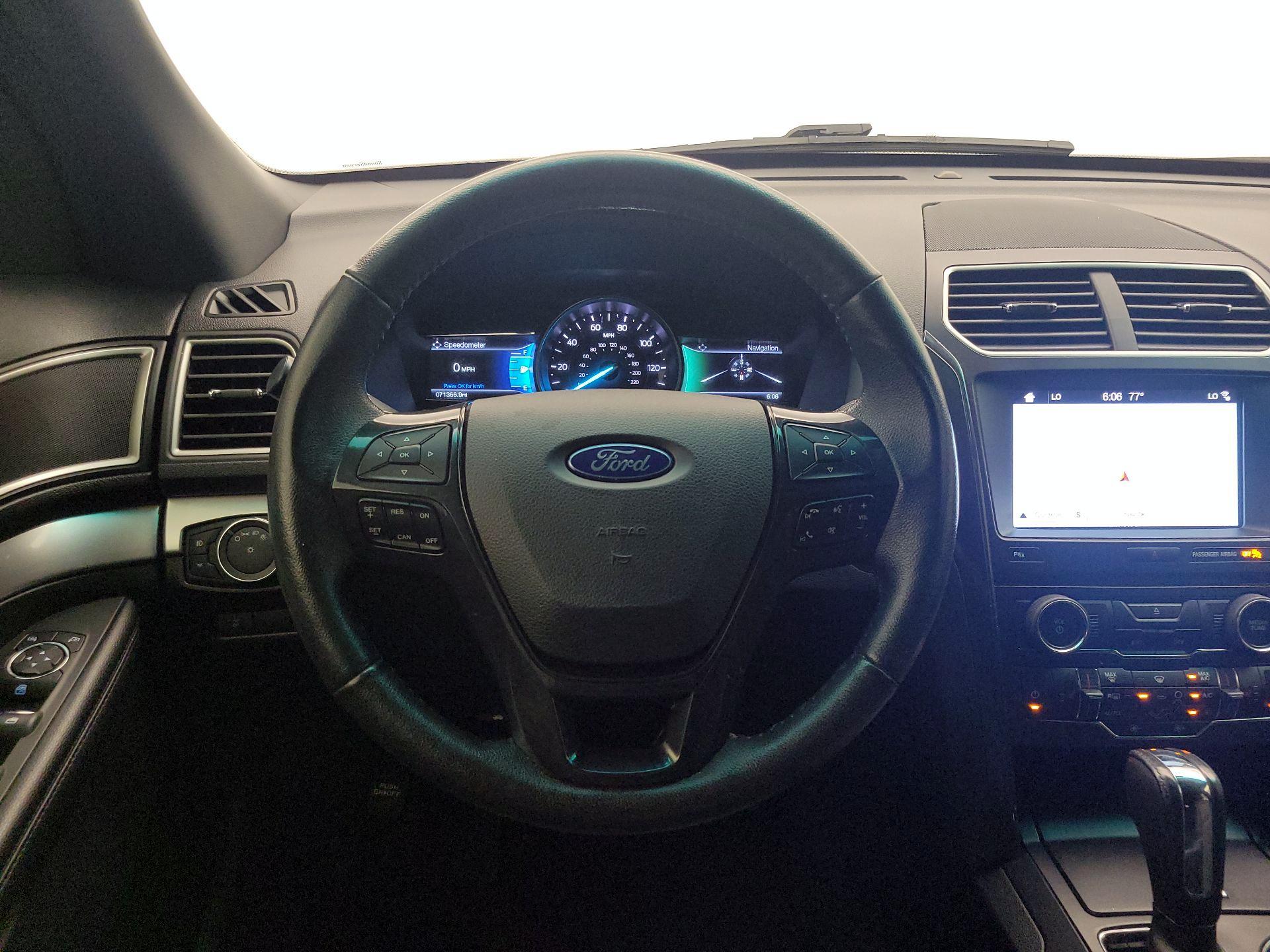 Thumbnail: 2017 Ford Explorer - 10