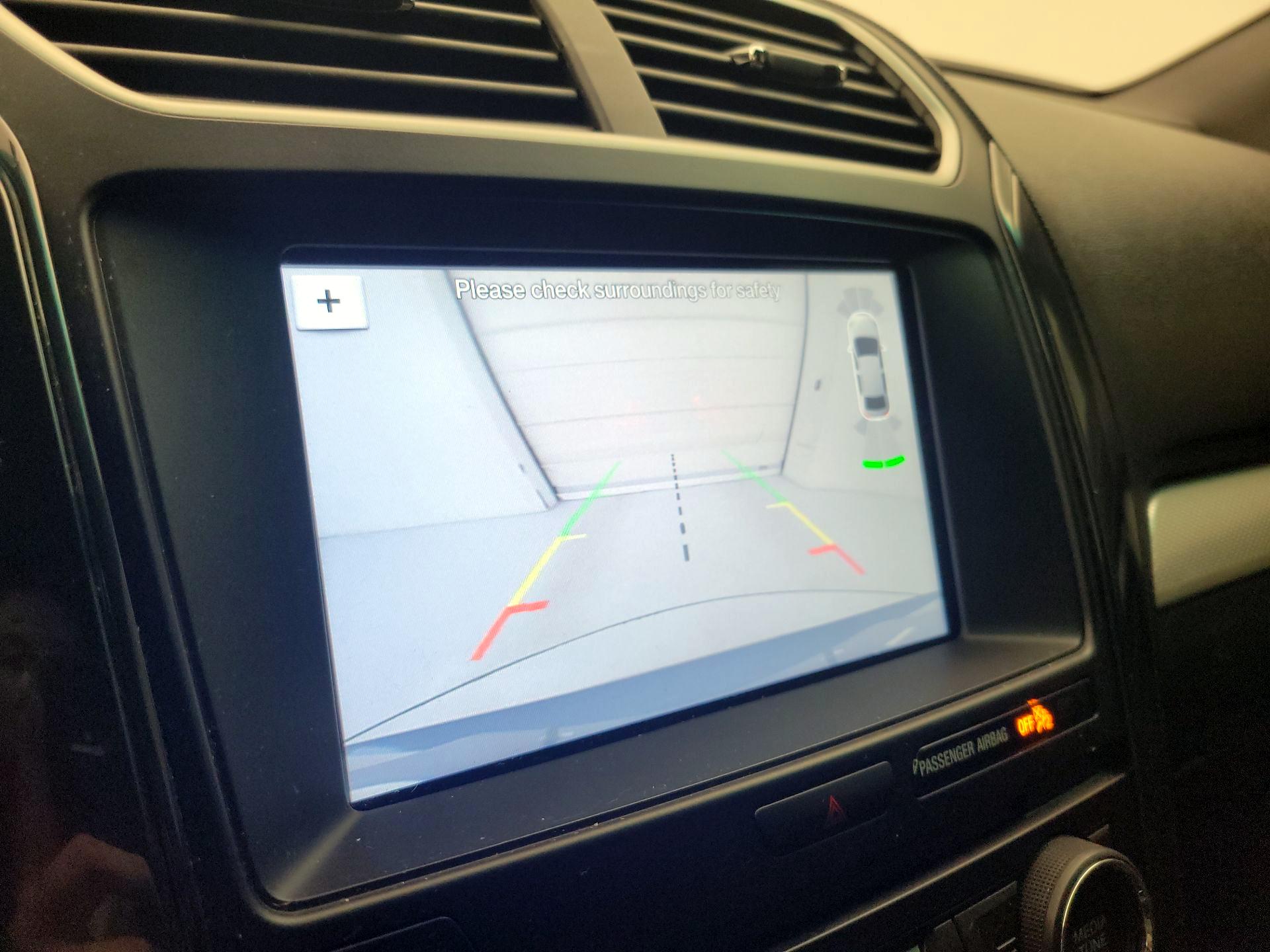 Thumbnail: 2017 Ford Explorer - 15