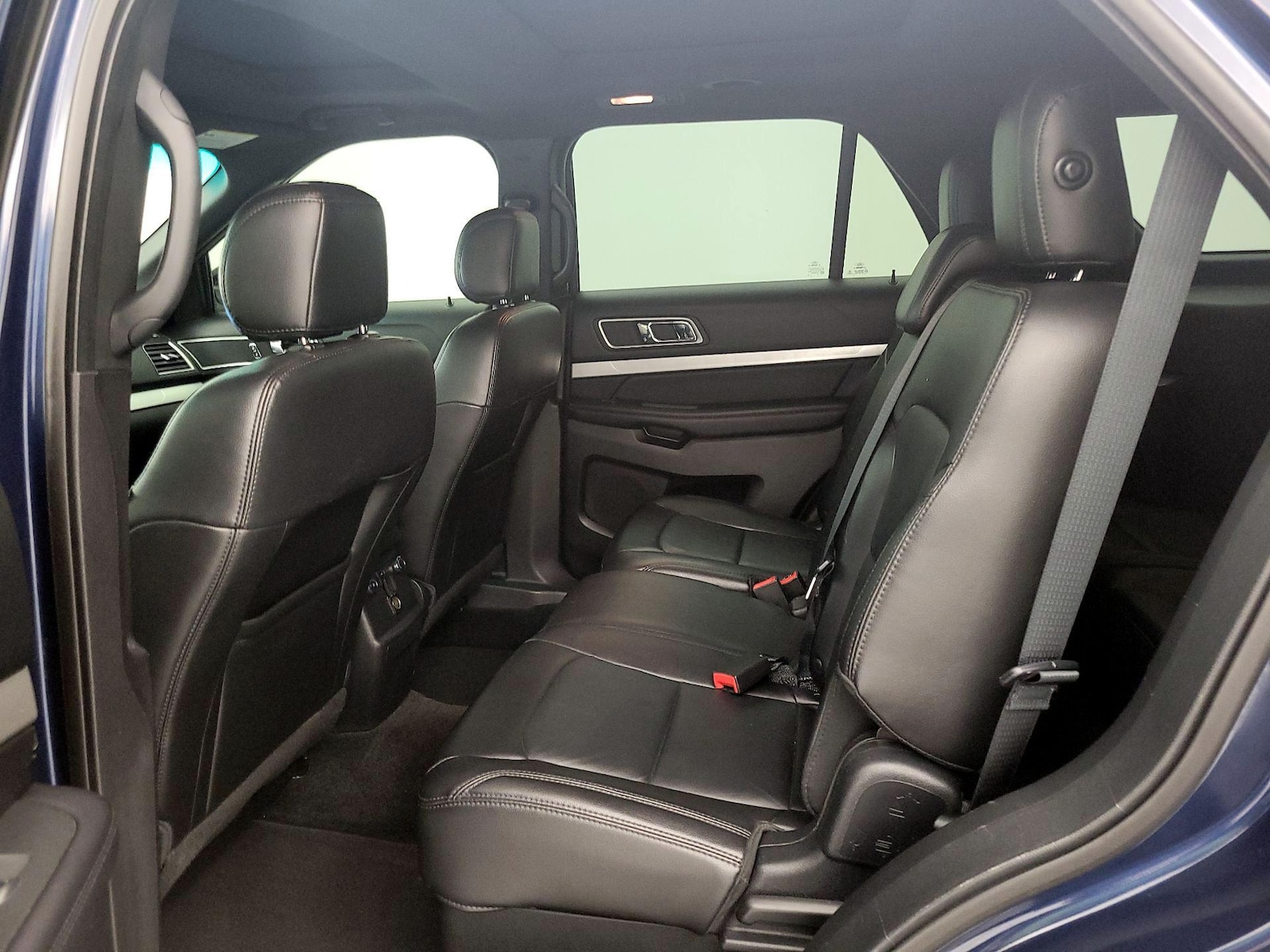 2017 Ford Explorer XLT - Photo 22