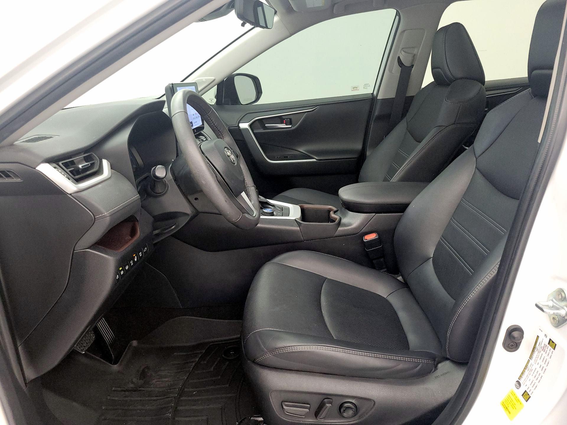 Thumbnail: 2023 Toyota RAV4 - 11