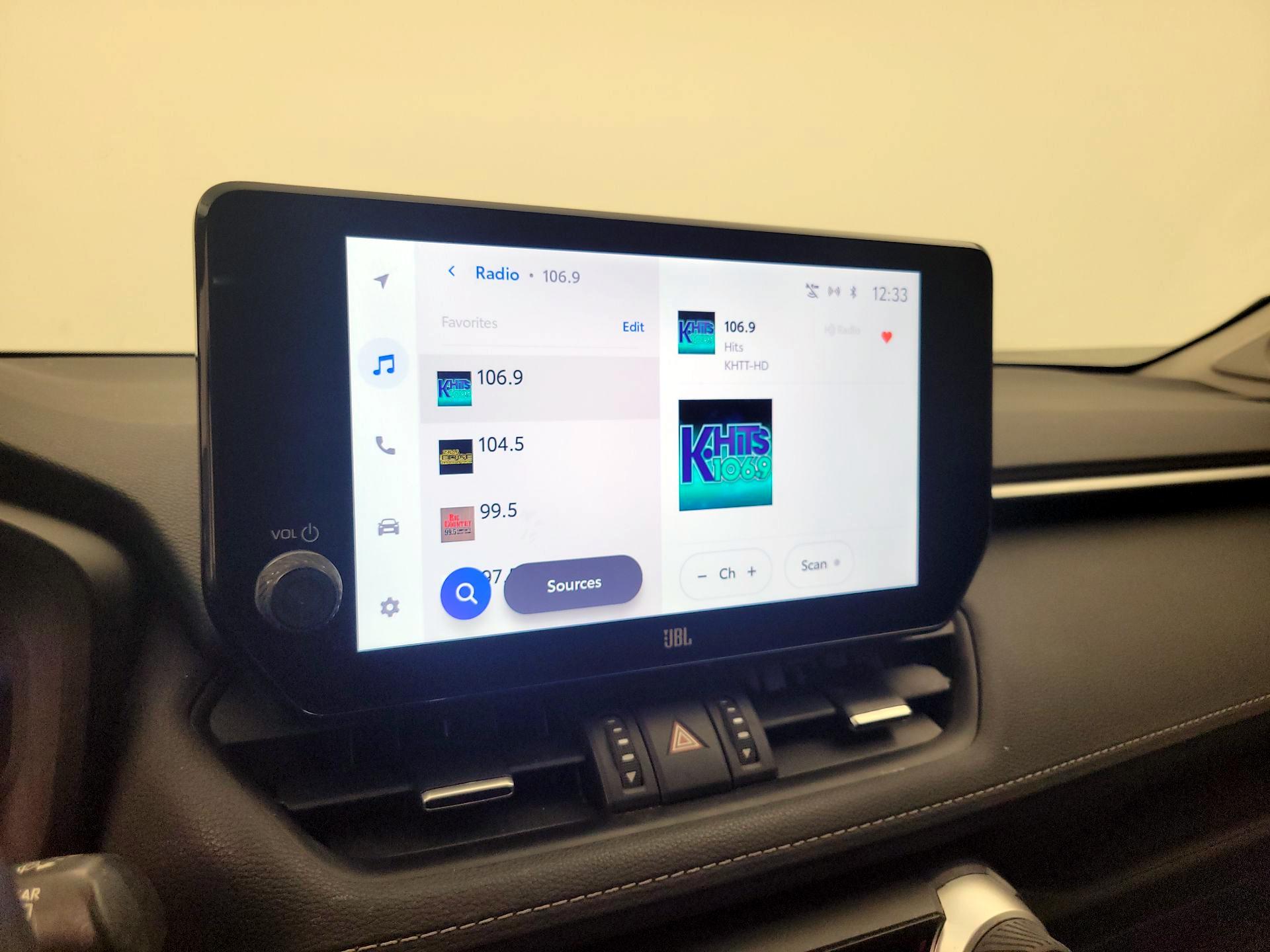 Thumbnail: 2023 Toyota RAV4 - 15