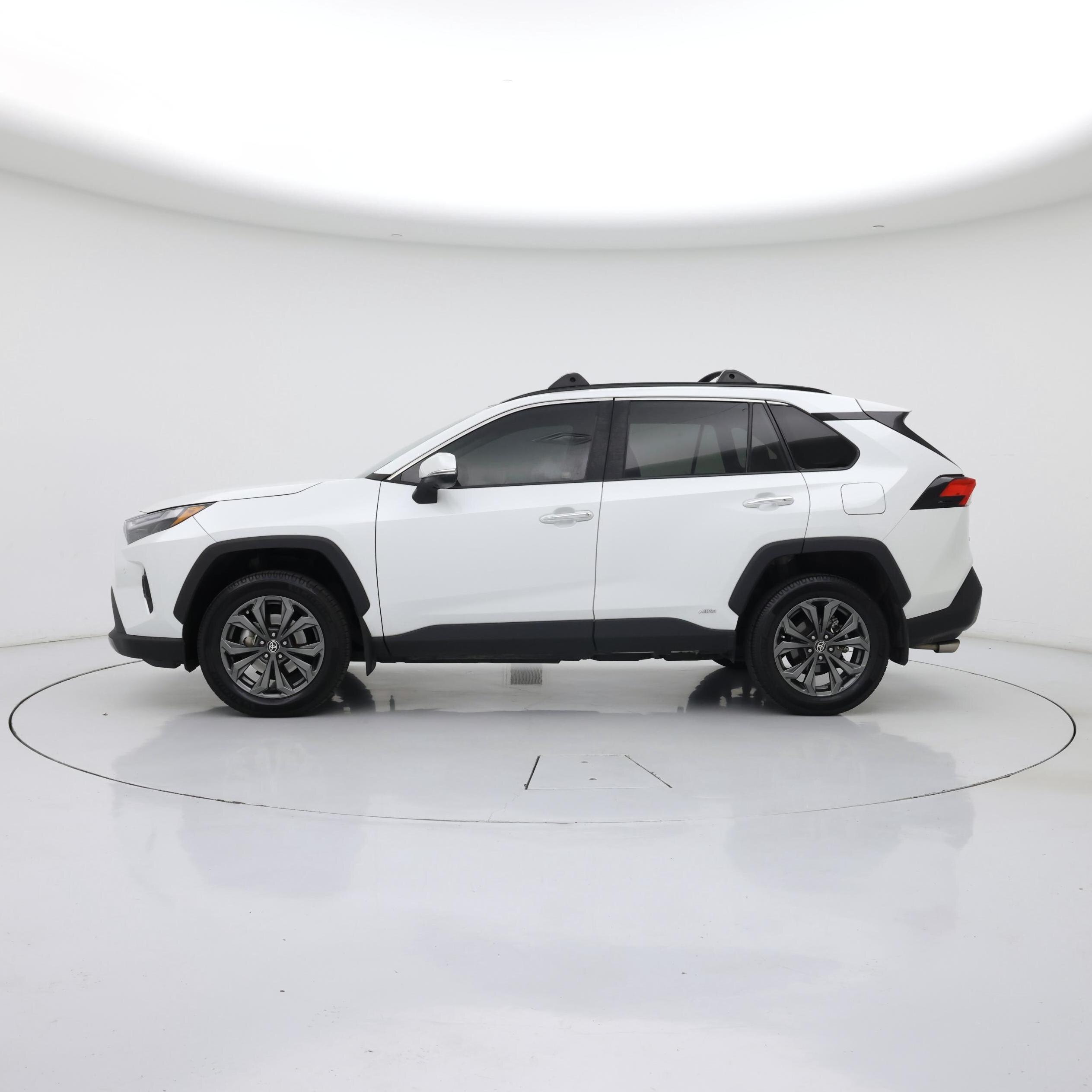Thumbnail: 2023 Toyota RAV4 - 3