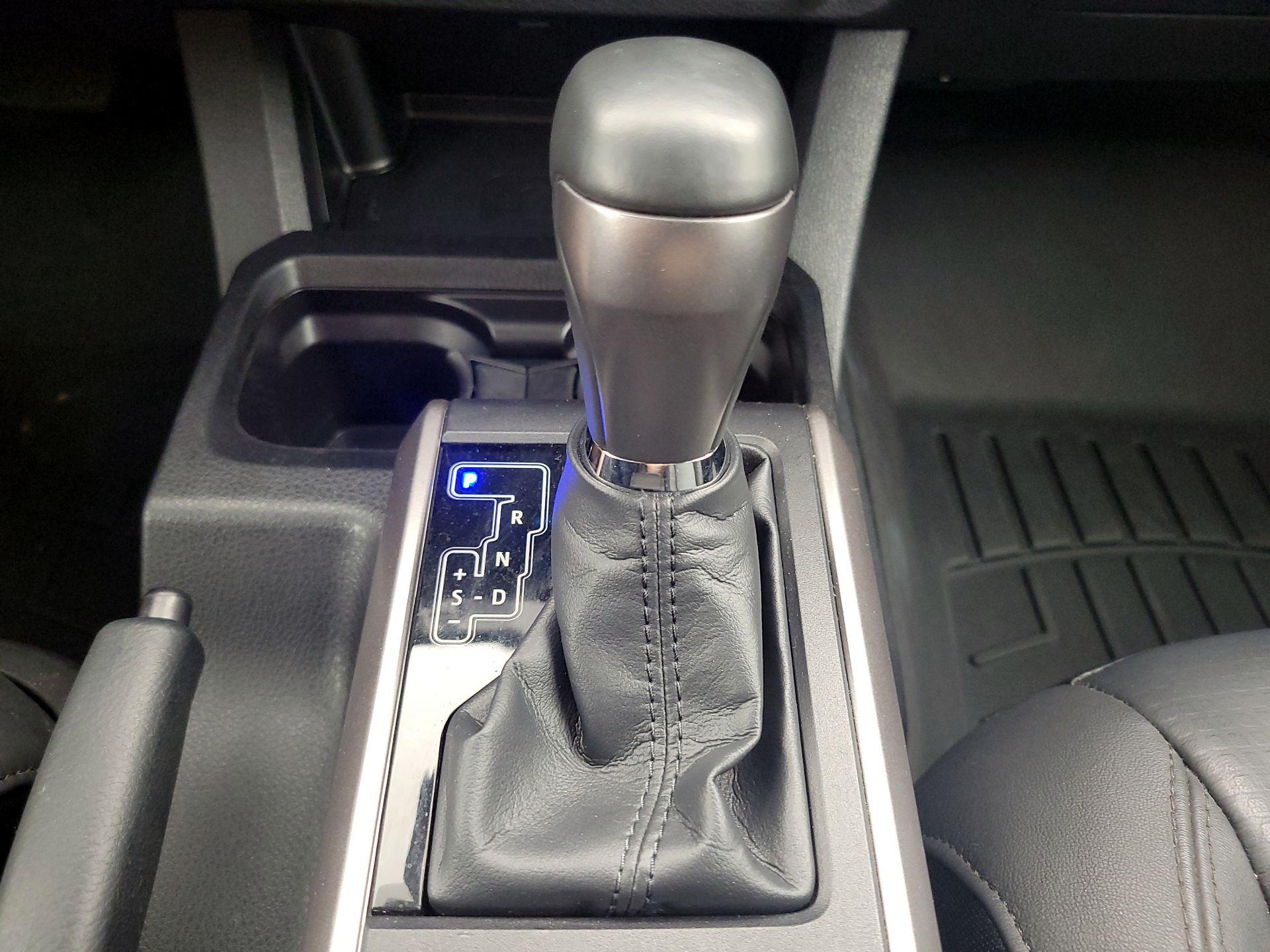 Thumbnail: 2023 Toyota Tacoma - 18