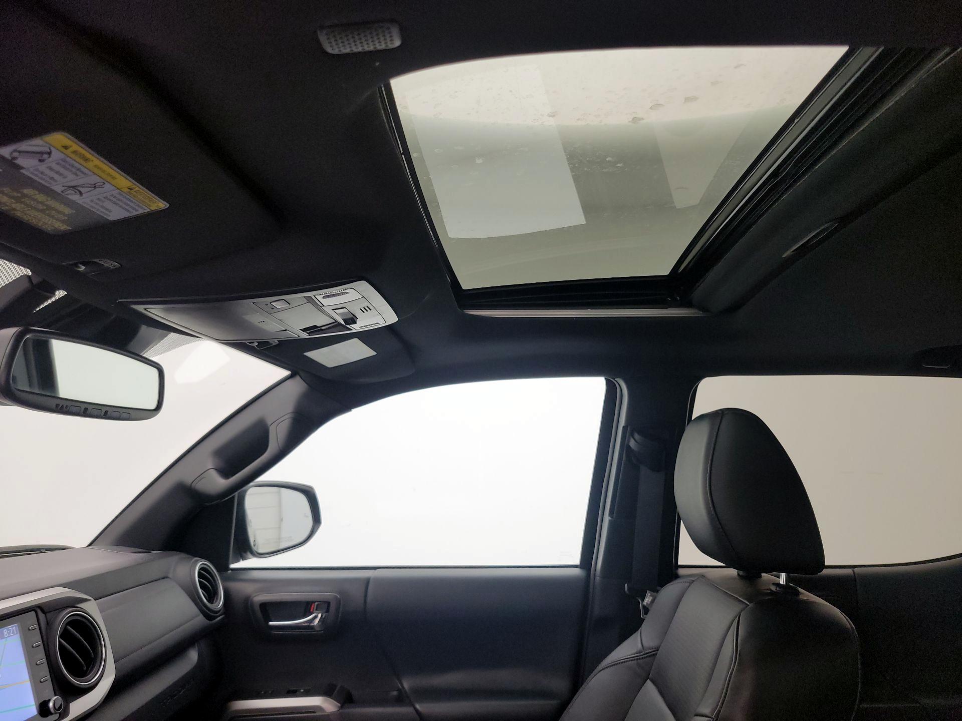 Thumbnail: 2023 Toyota Tacoma - 20