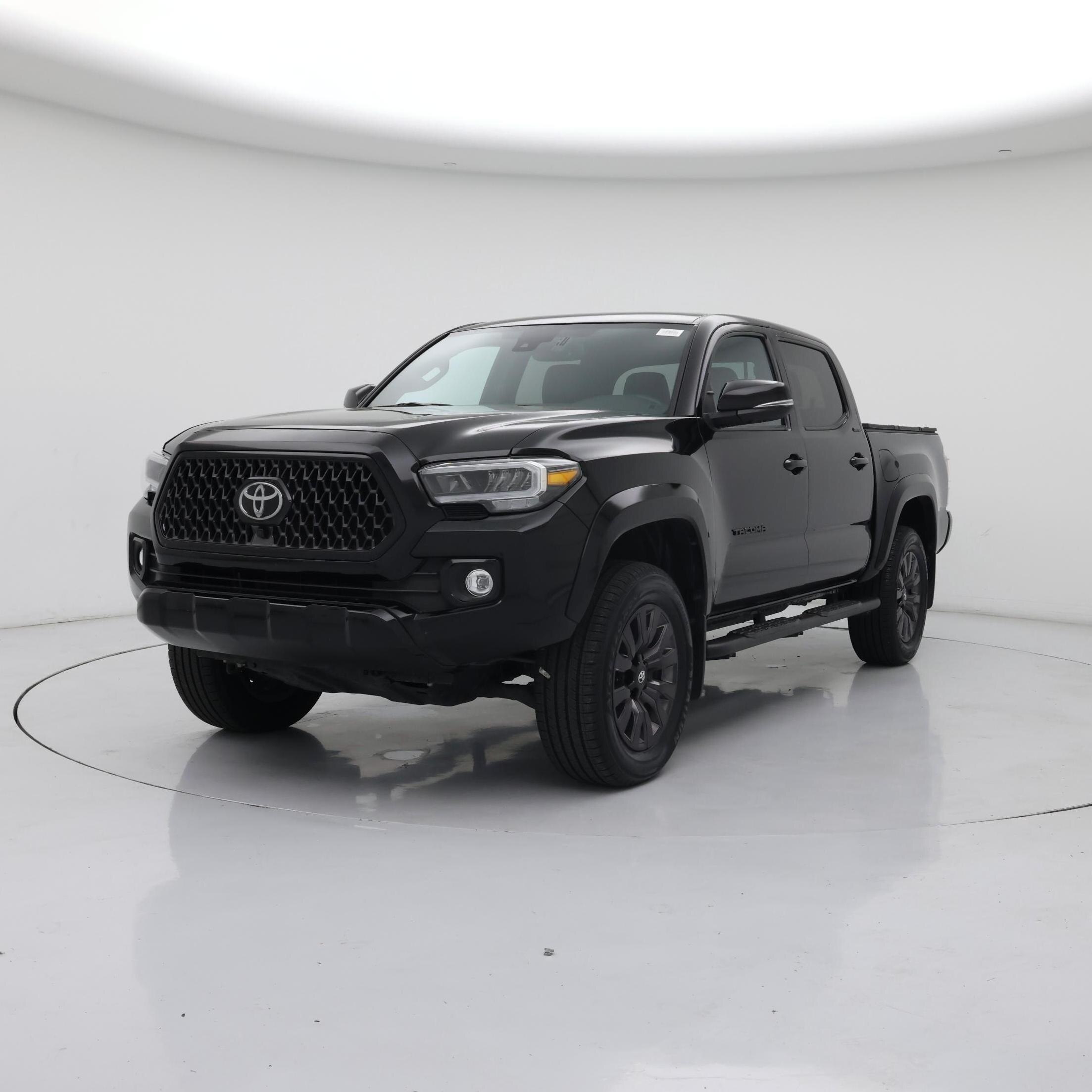 Thumbnail: 2023 Toyota Tacoma - 4