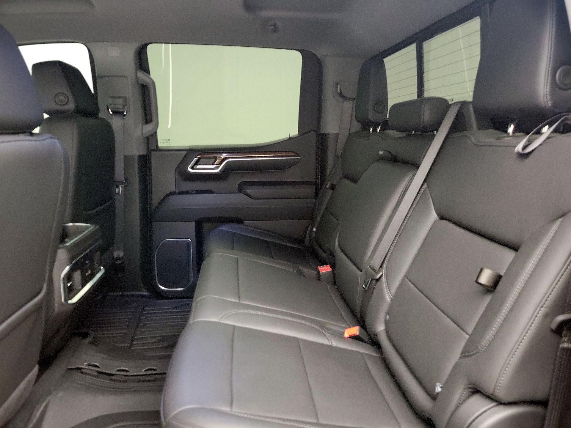 Thumbnail: 2024 GMC Sierra 1500 - 19