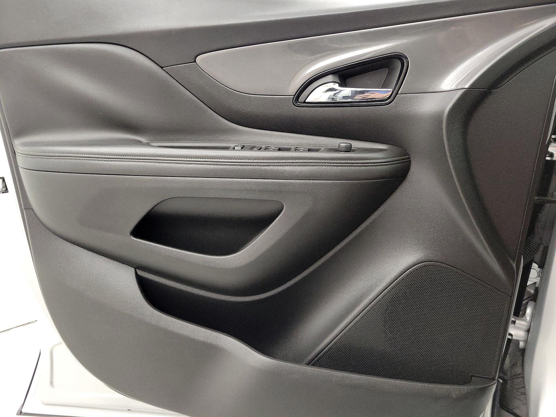 Thumbnail: 2017 Buick Encore - 12
