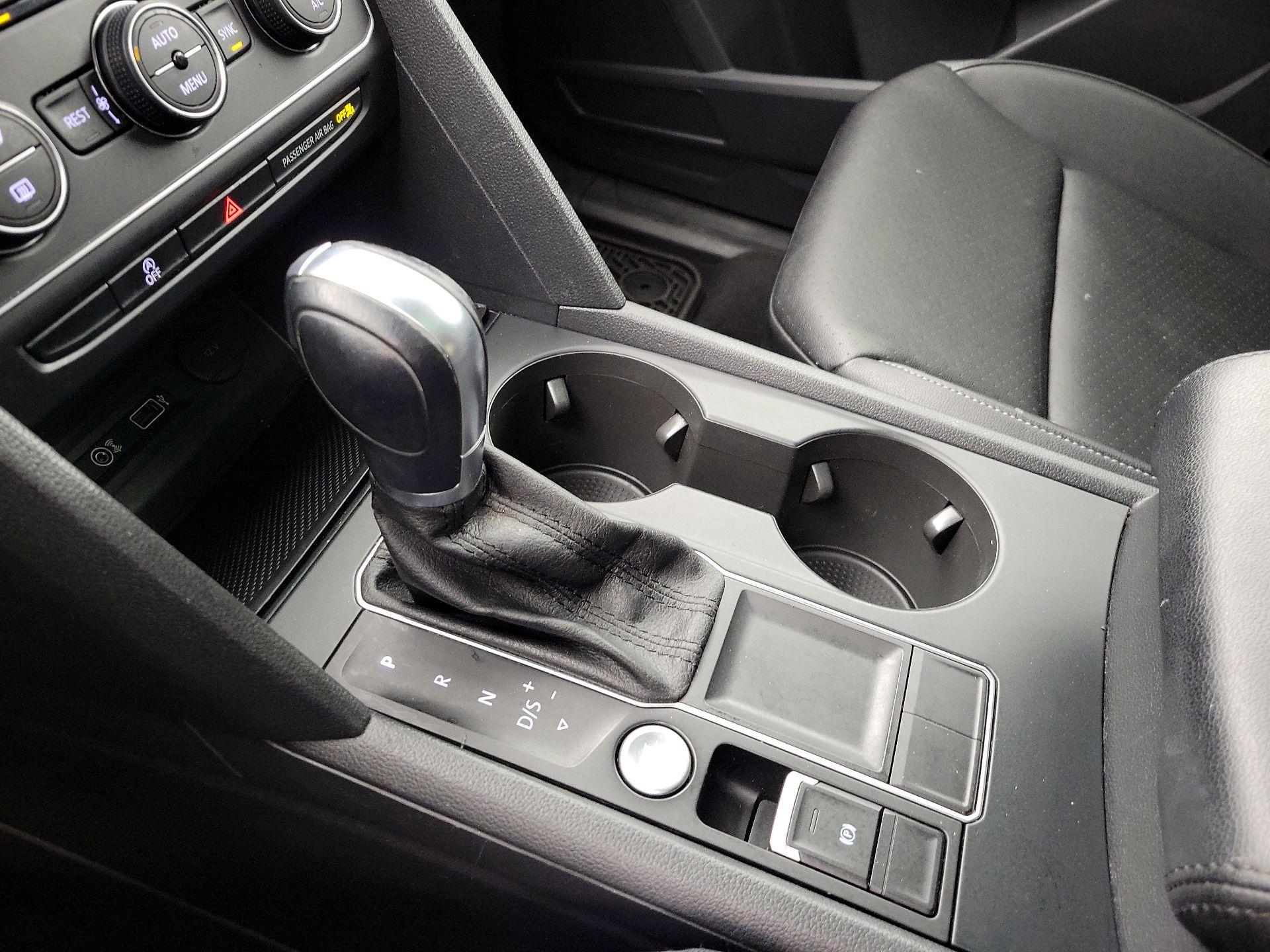 Thumbnail: 2019 Volkswagen Atlas - 17