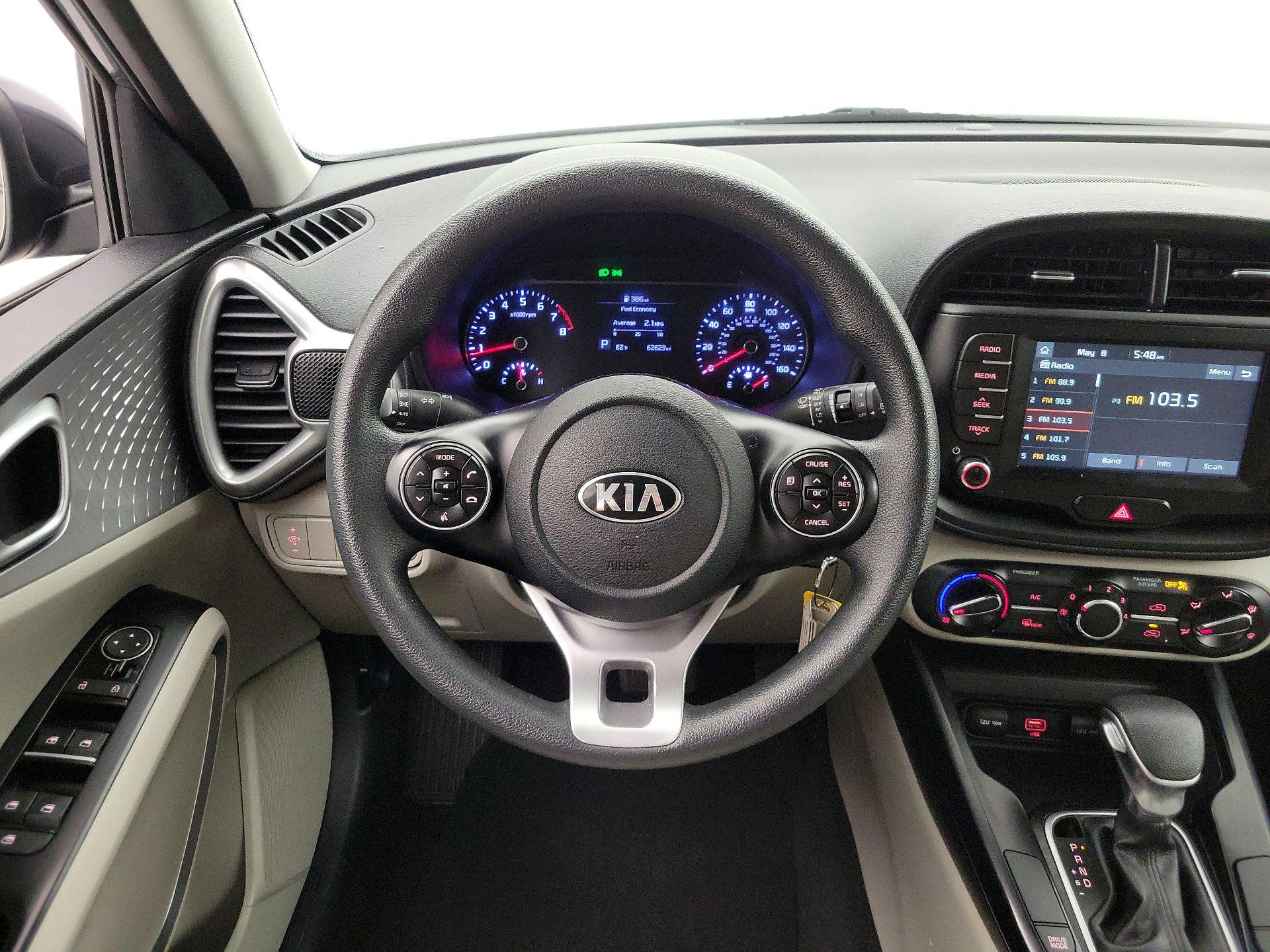 Thumbnail: 2020 Kia Soul - 10