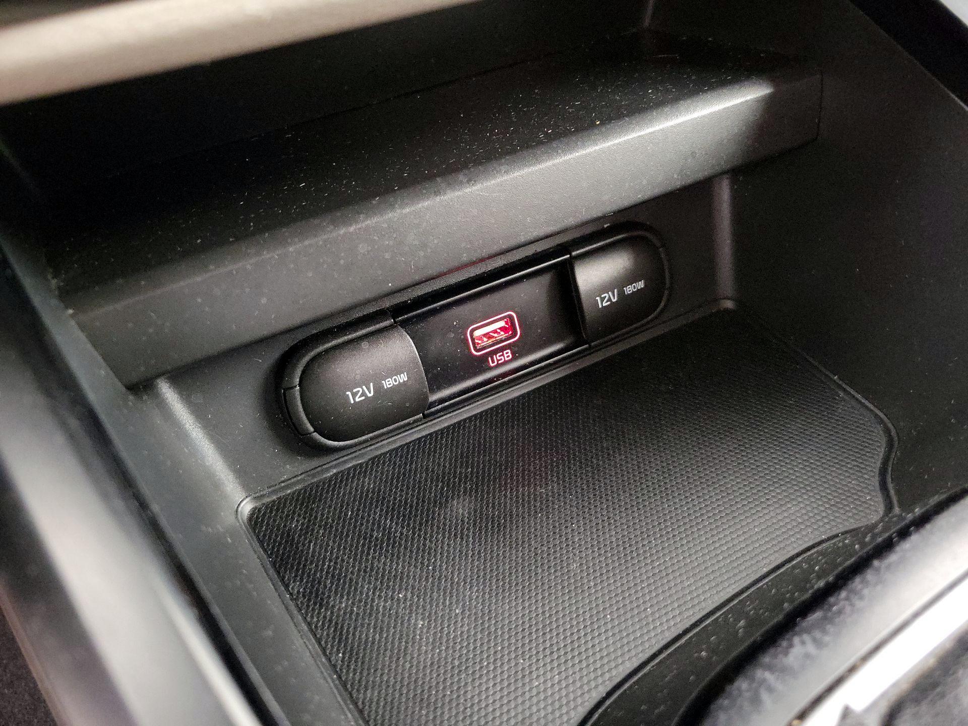 Thumbnail: 2020 Kia Soul - 18
