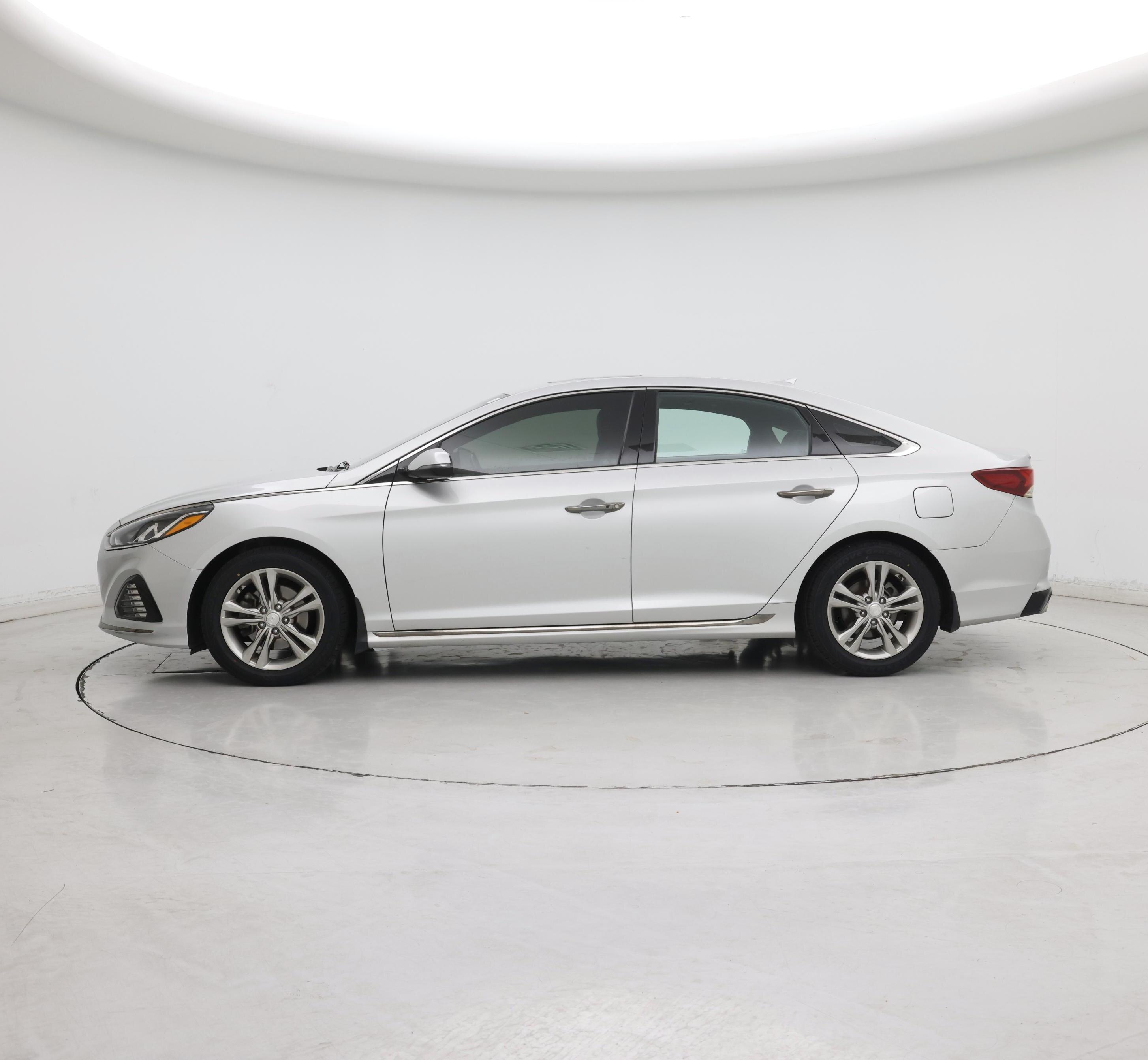 Thumbnail: 2019 Hyundai Sonata - 3