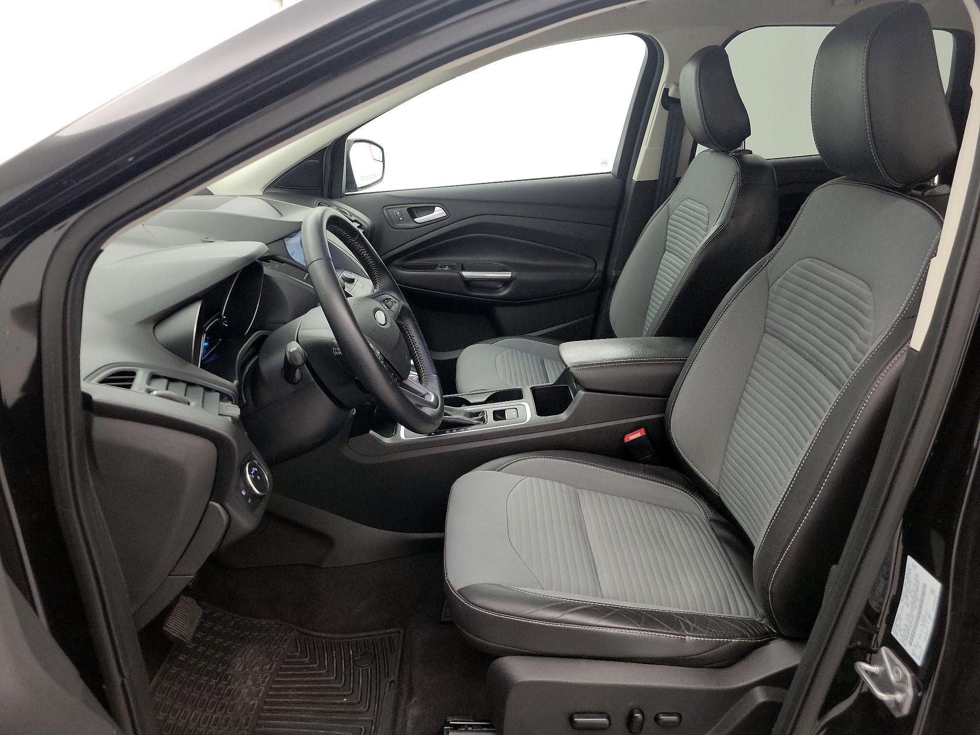 Thumbnail: 2019 Ford Escape - 11