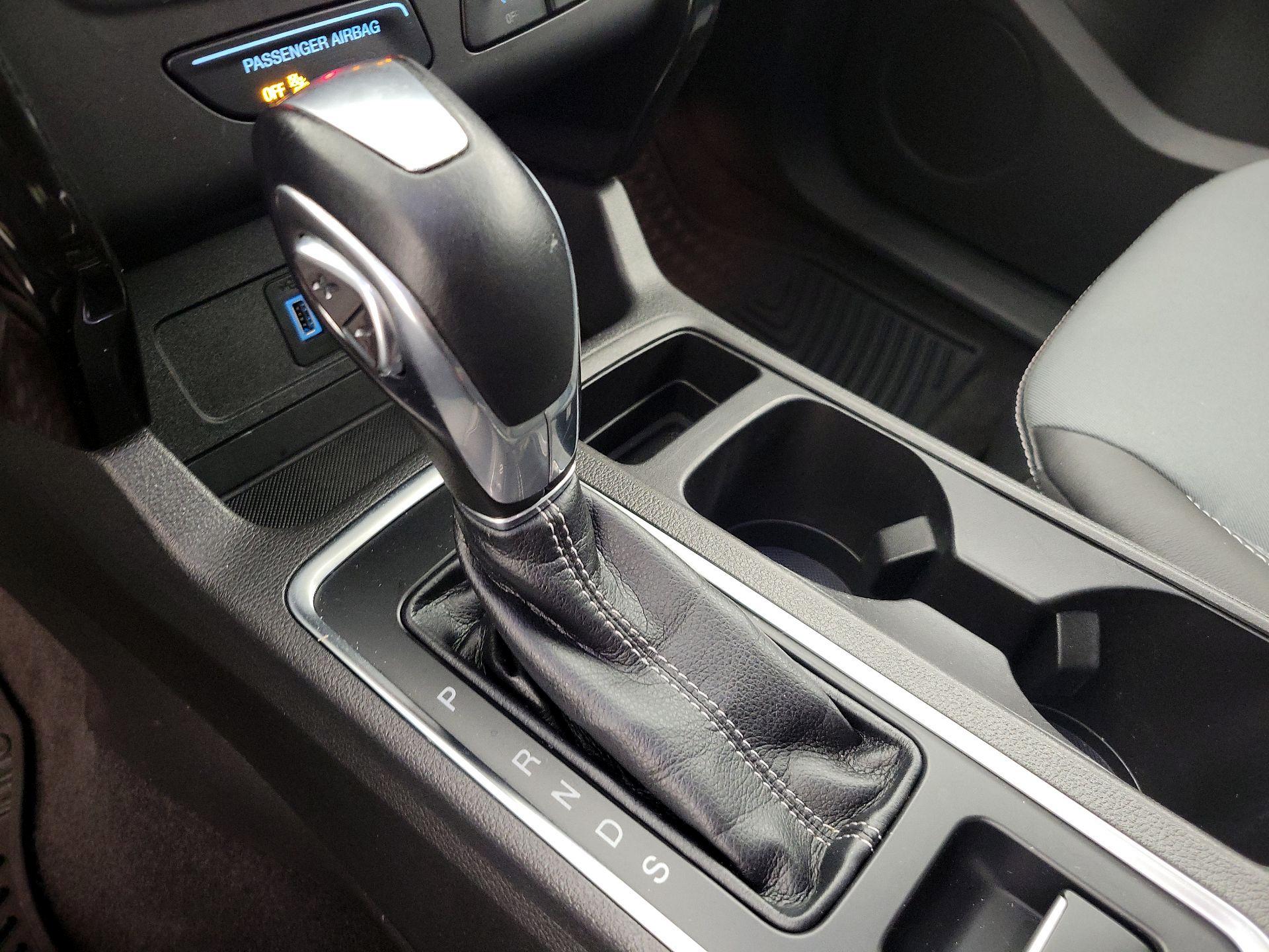 Thumbnail: 2019 Ford Escape - 17