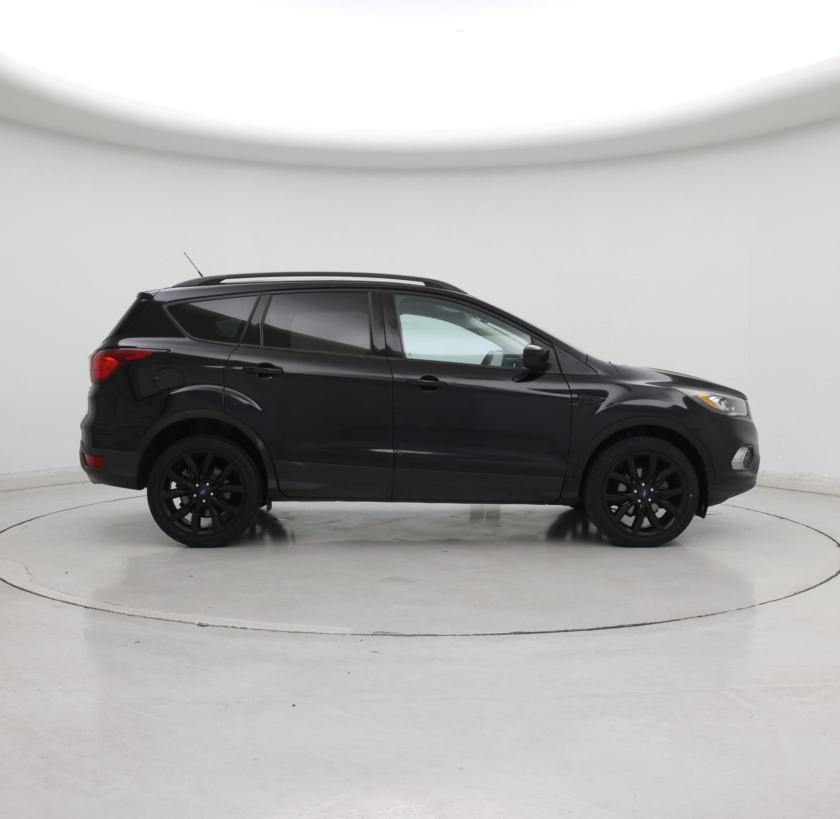 Thumbnail: 2019 Ford Escape - 7