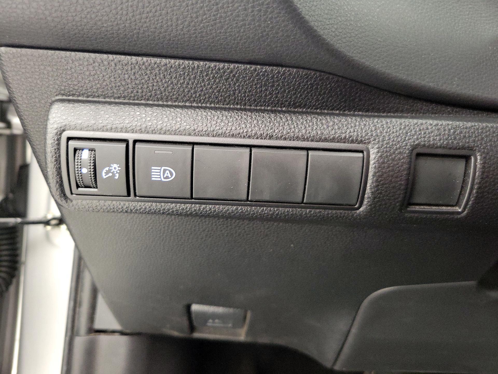 Thumbnail: 2022 Toyota Corolla - 13