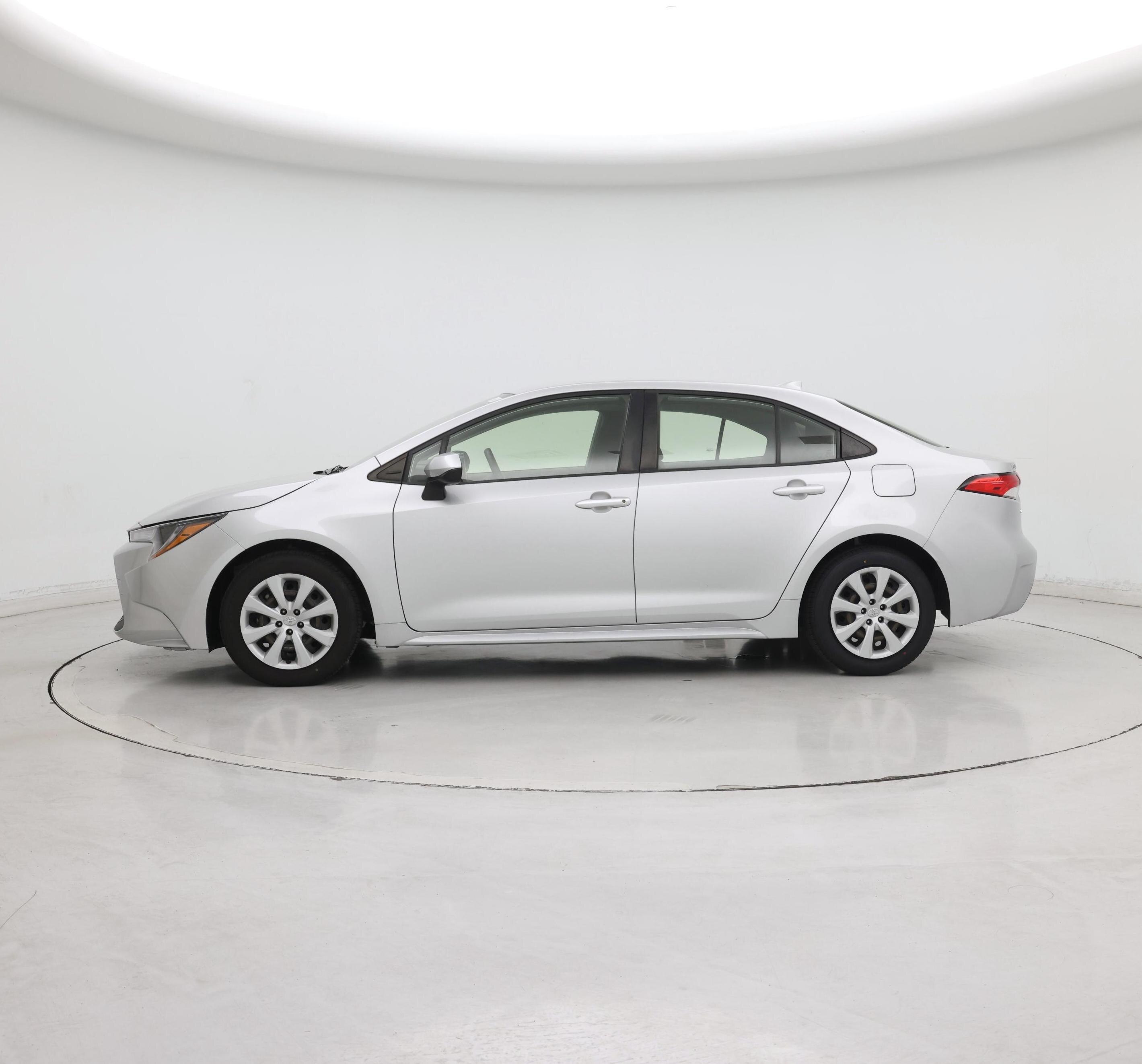 Thumbnail: 2022 Toyota Corolla - 3