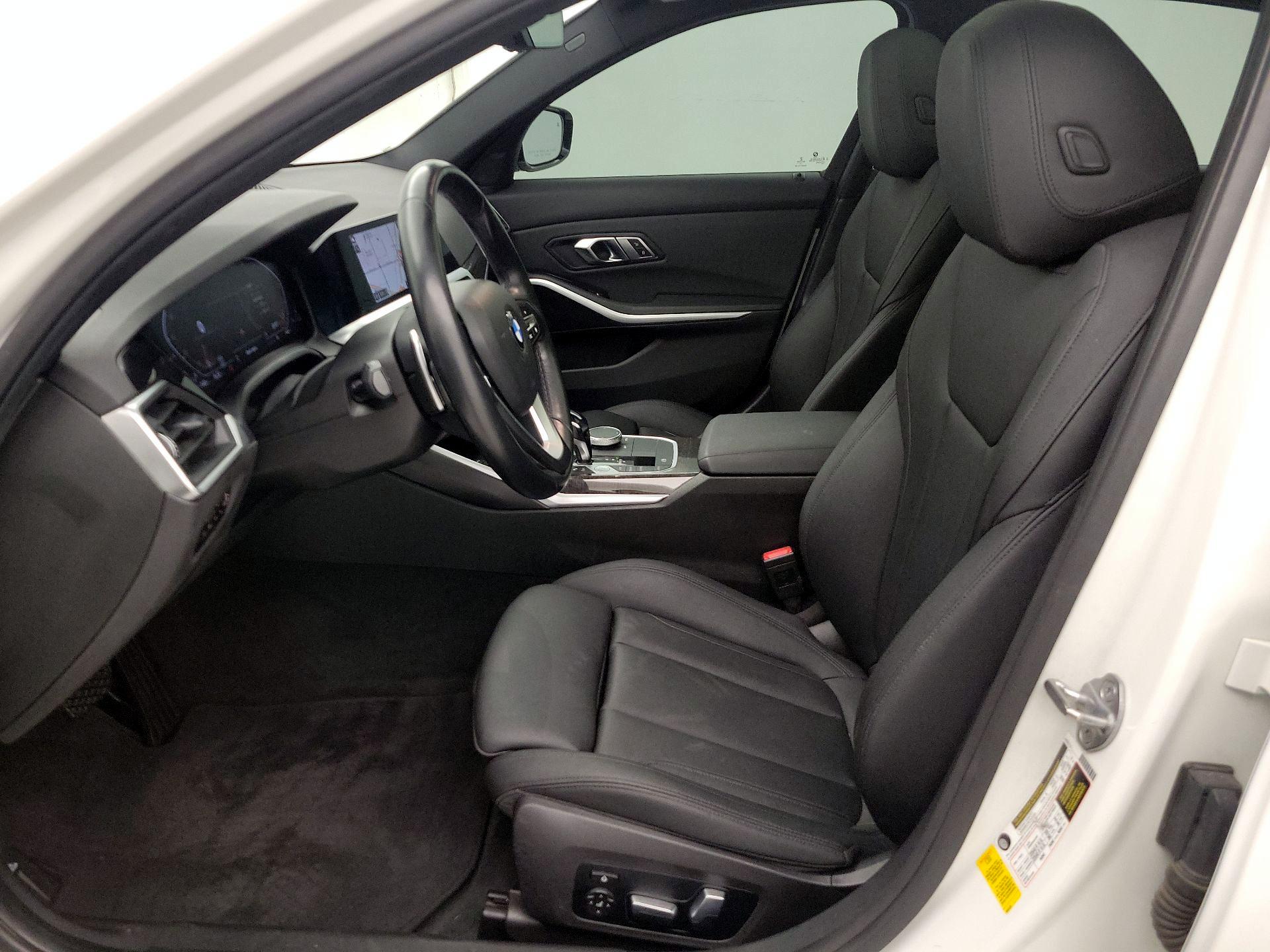 Thumbnail: 2020 BMW 3 Series - 11