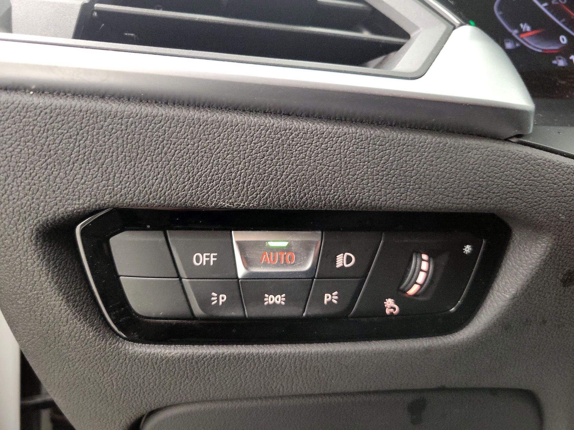 Thumbnail: 2020 BMW 3 Series - 13