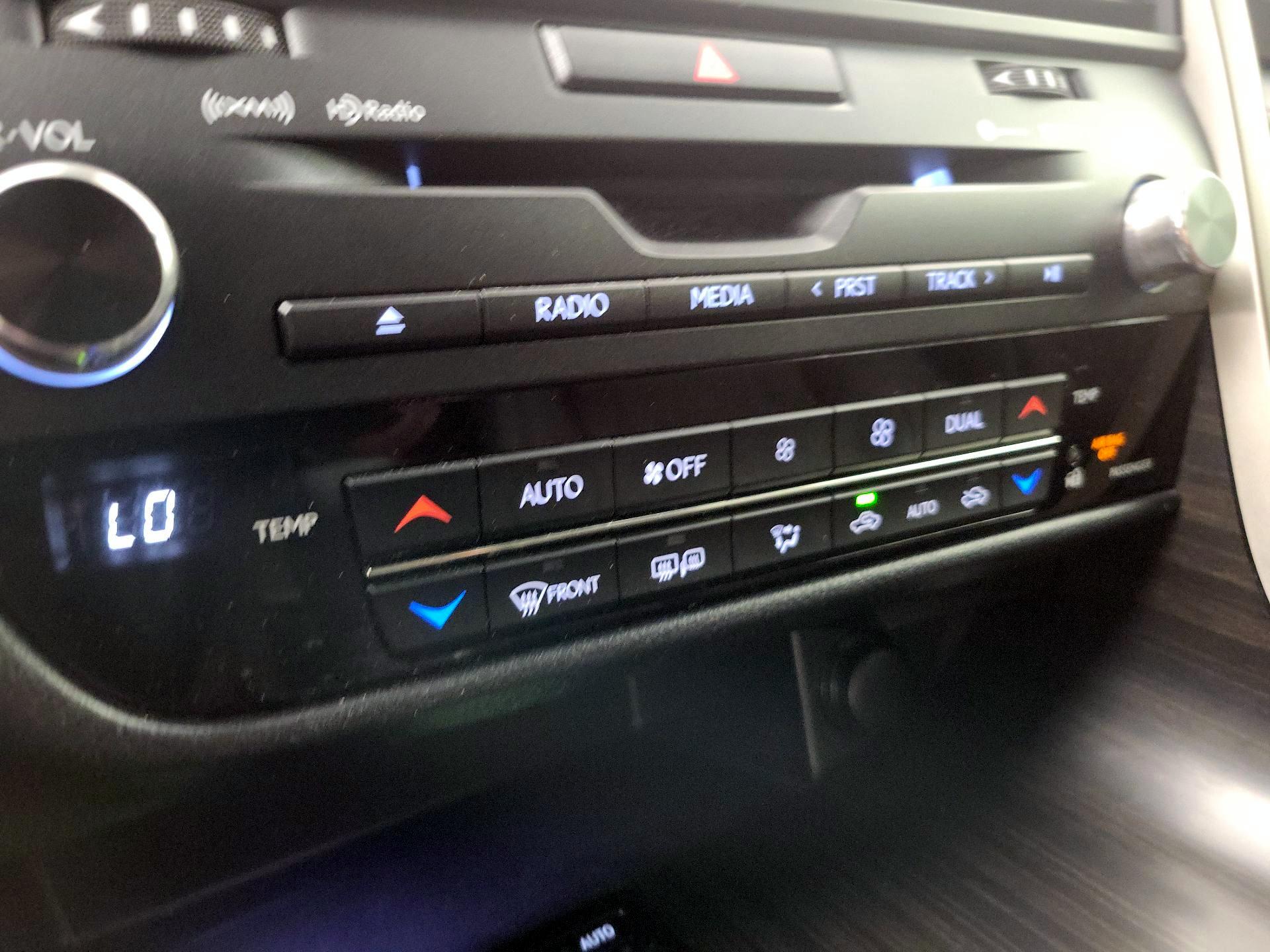 Thumbnail: 2019 Lexus RX - 17