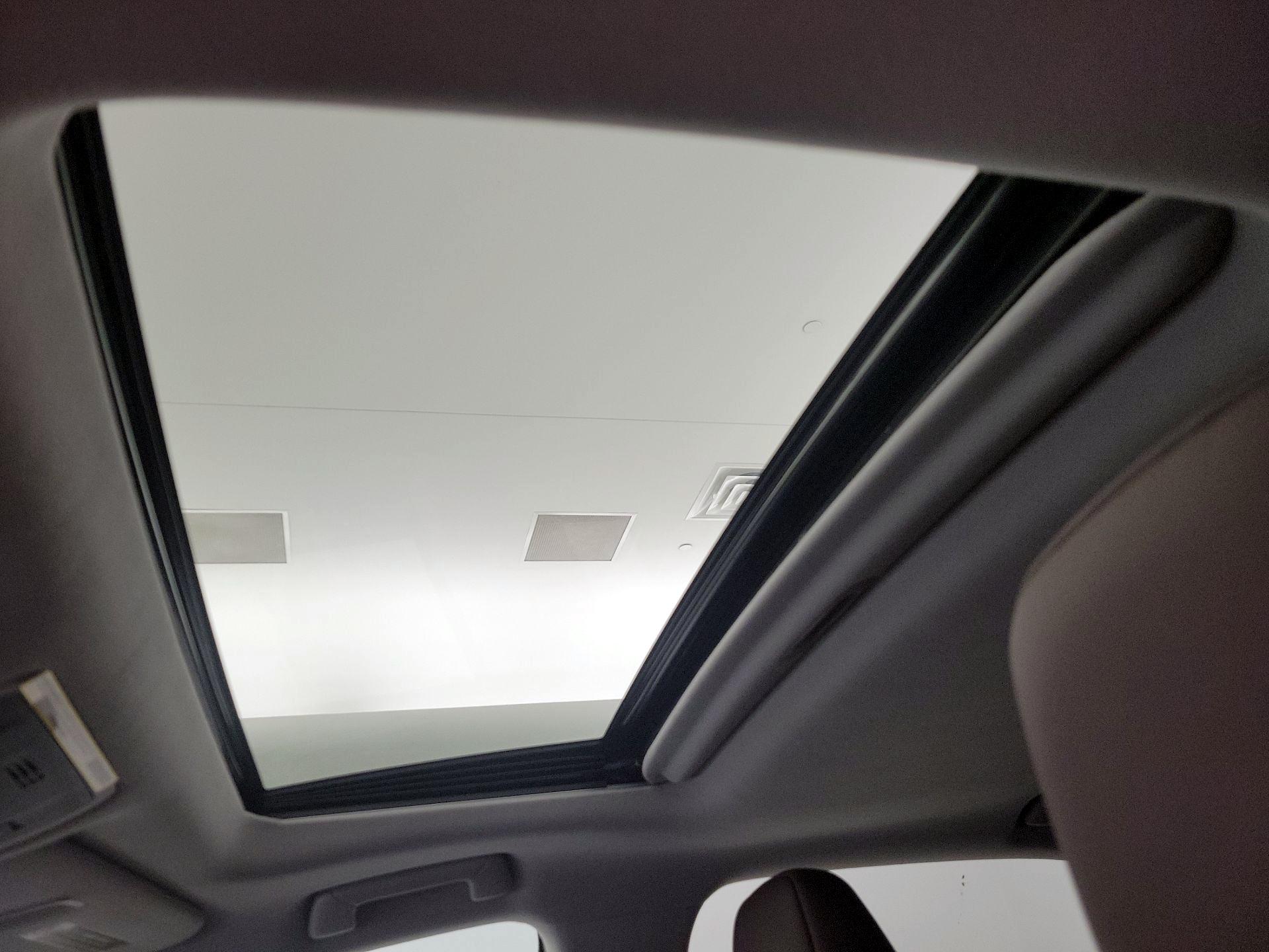 Thumbnail: 2019 Lexus RX - 20