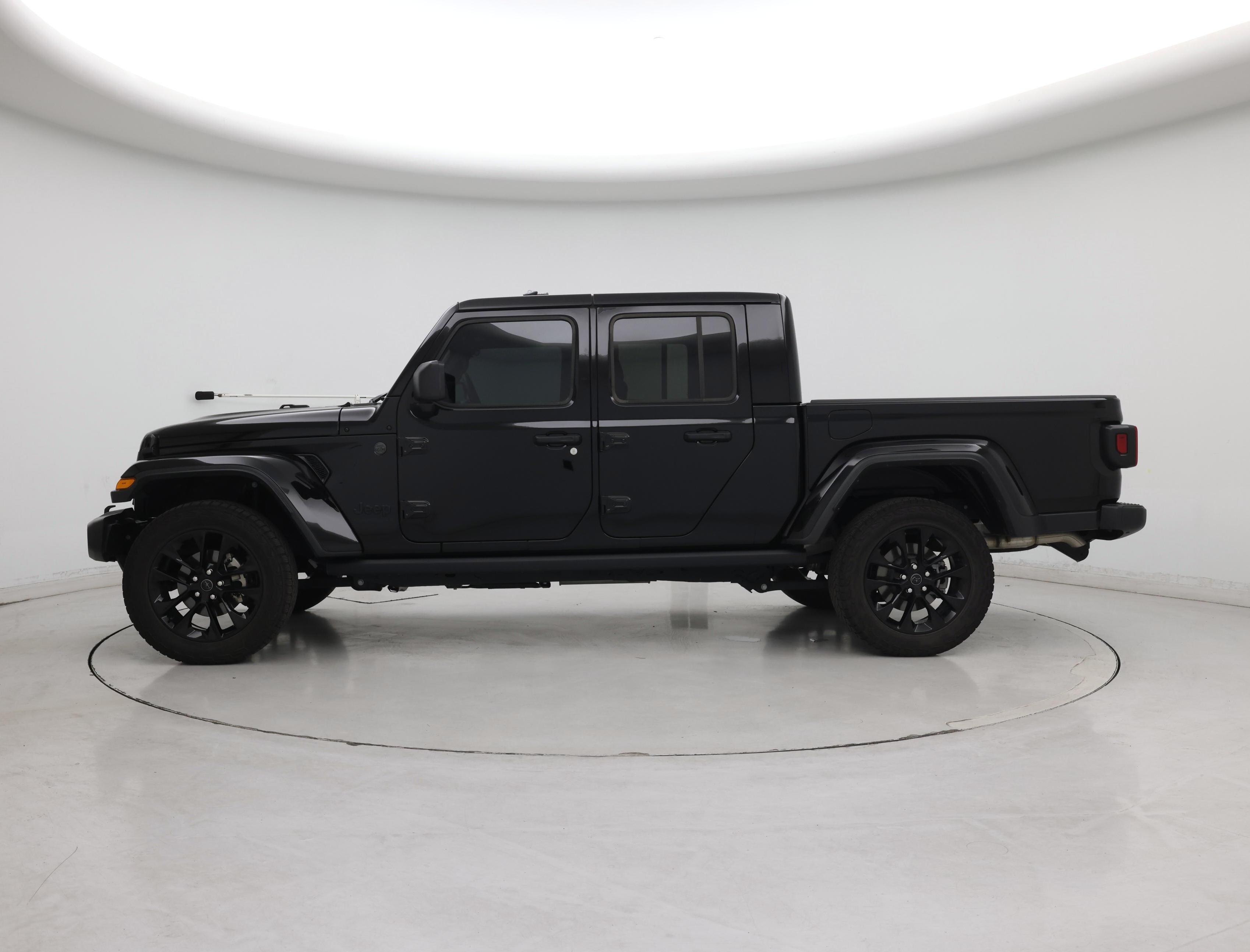 Thumbnail: 2025 Jeep Gladiator - 3