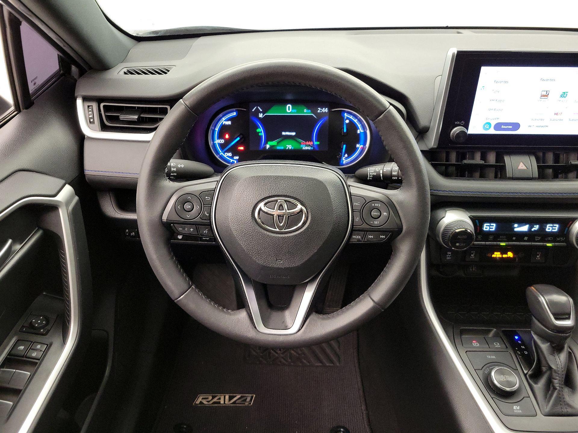 Thumbnail: 2023 Toyota RAV4 - 10