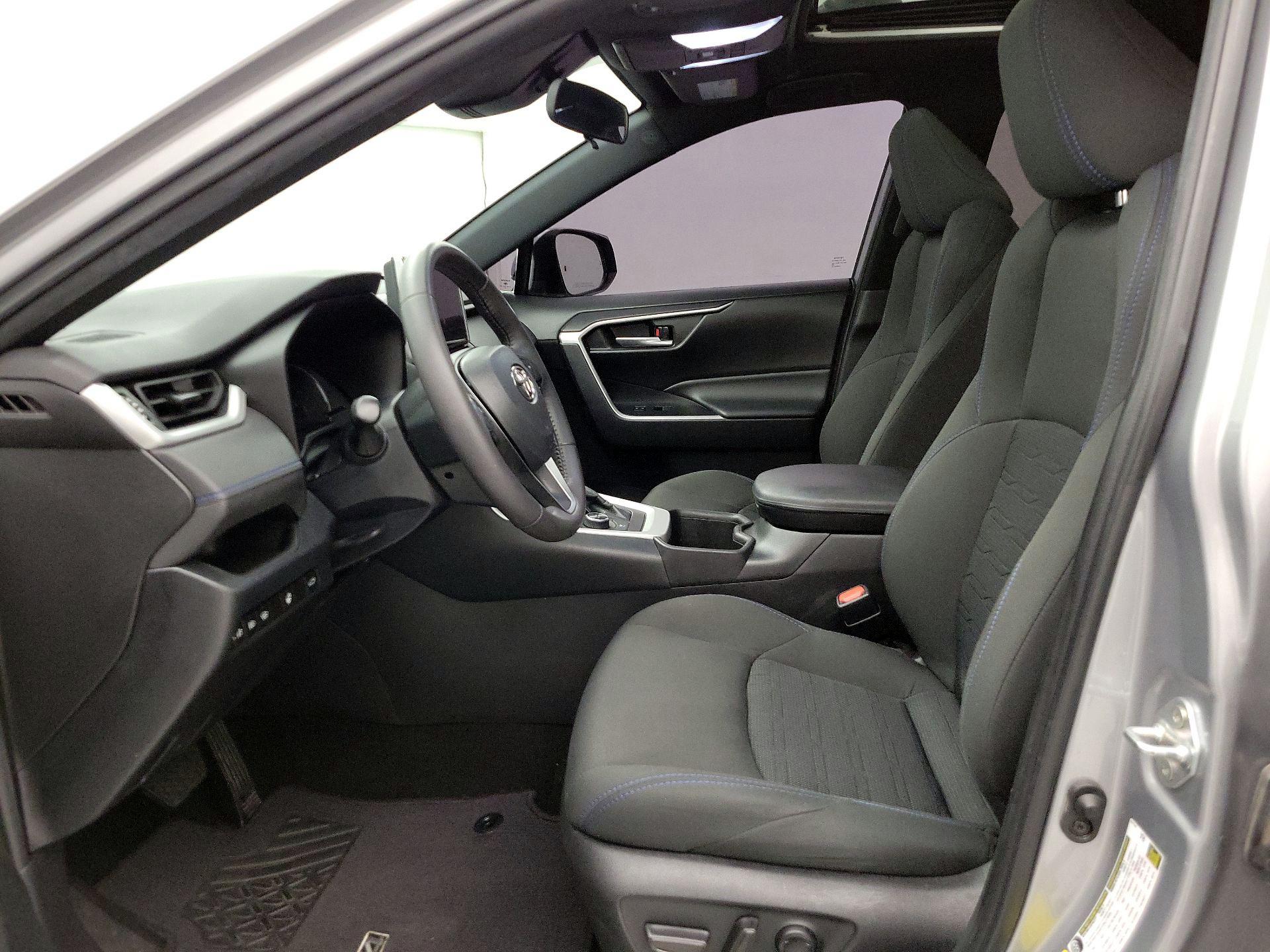 Thumbnail: 2023 Toyota RAV4 - 11