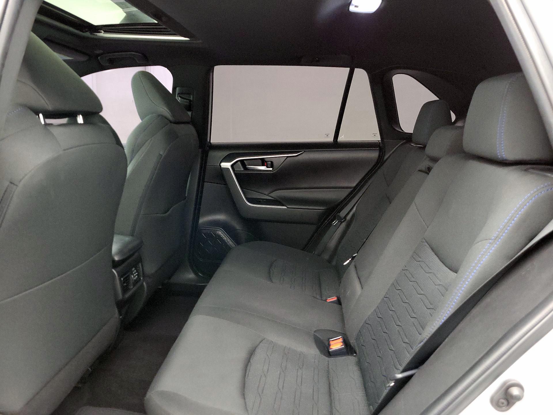 Thumbnail: 2023 Toyota RAV4 - 20