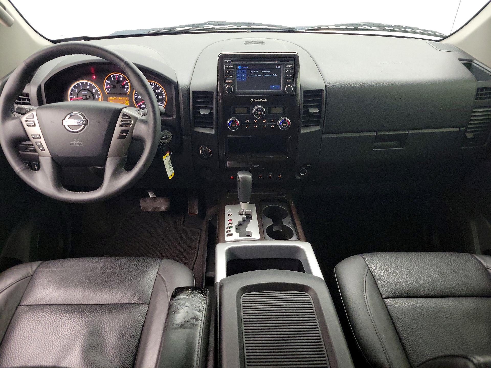 Thumbnail: 2015 Nissan Titan - 9