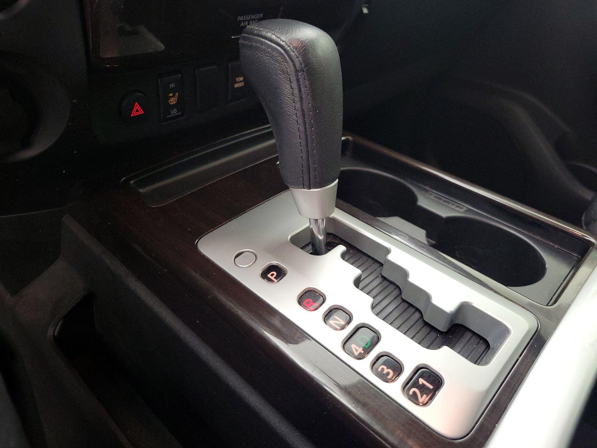 Thumbnail: 2015 Nissan Titan - 17