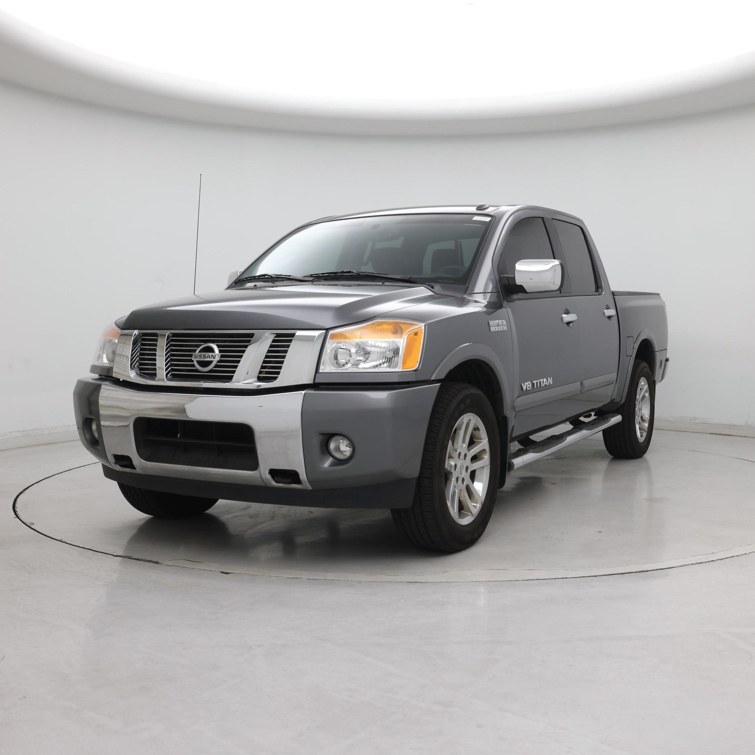 Thumbnail: 2015 Nissan Titan - 4