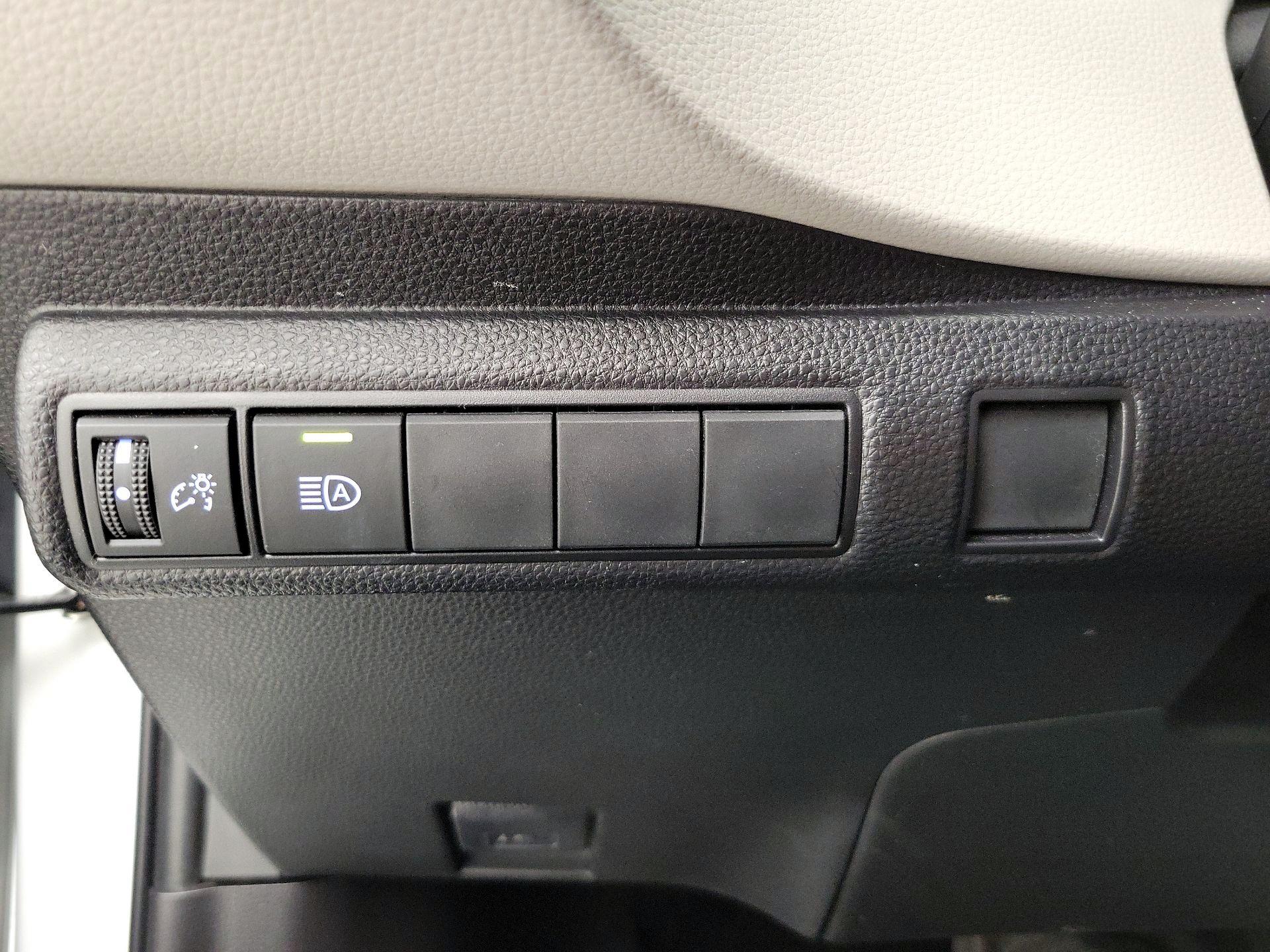 Thumbnail: 2022 Toyota Corolla - 13