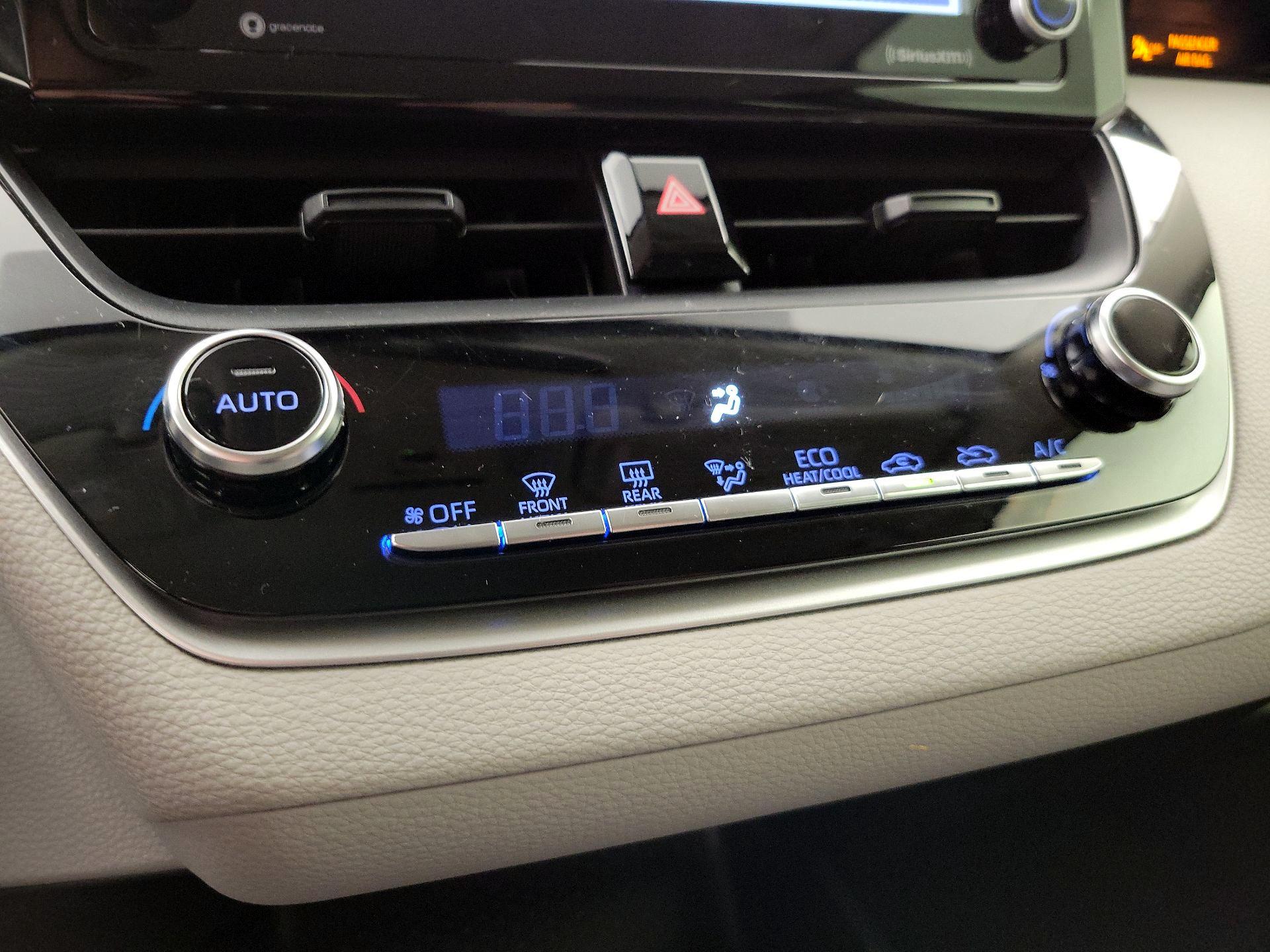 Thumbnail: 2022 Toyota Corolla - 16