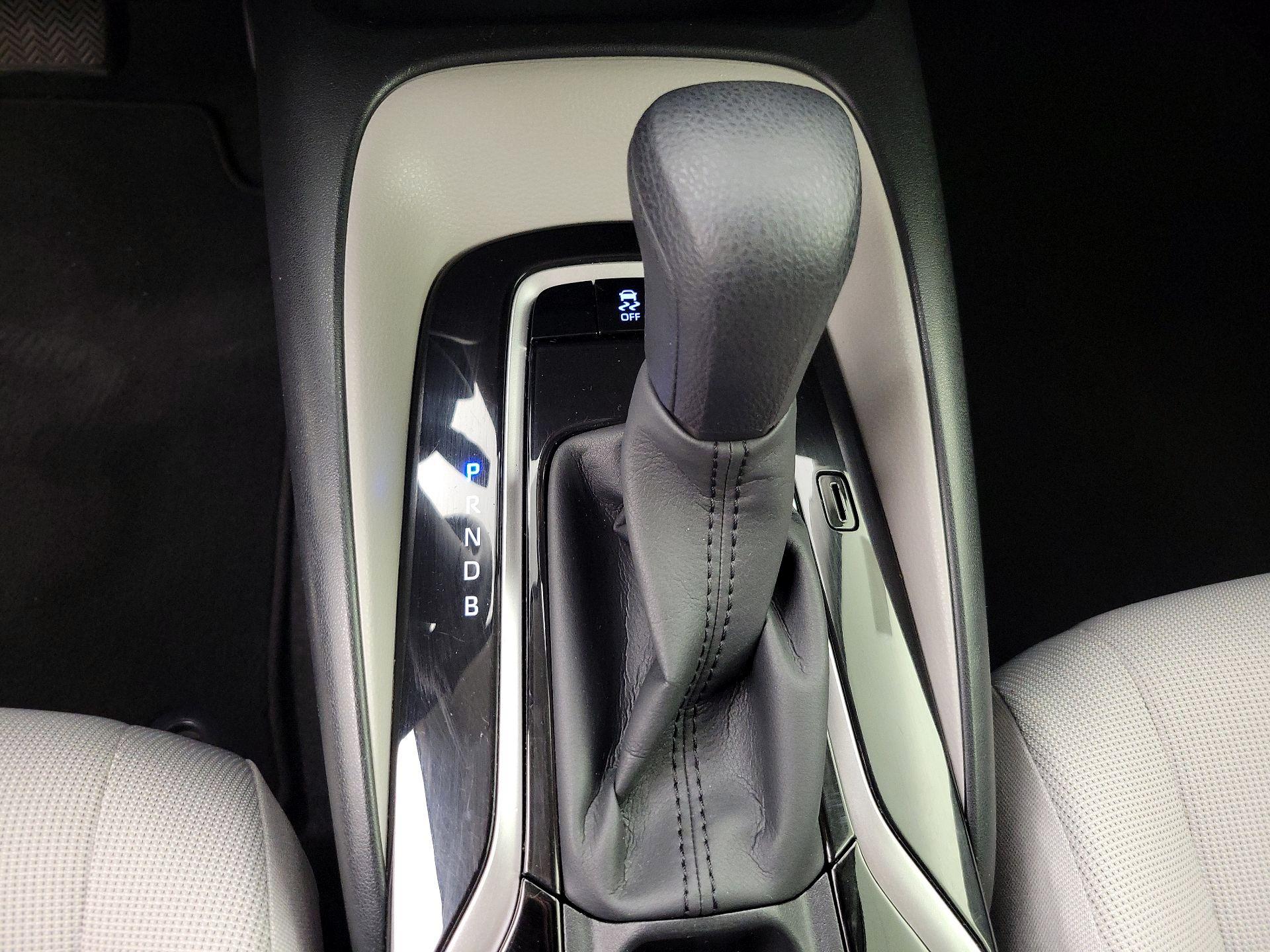 Thumbnail: 2022 Toyota Corolla - 17