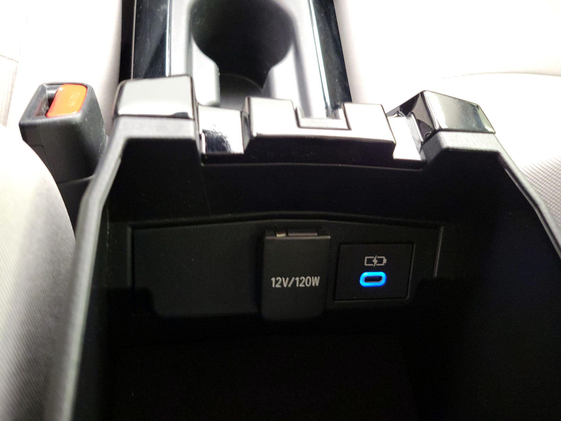 Thumbnail: 2022 Toyota Corolla - 18