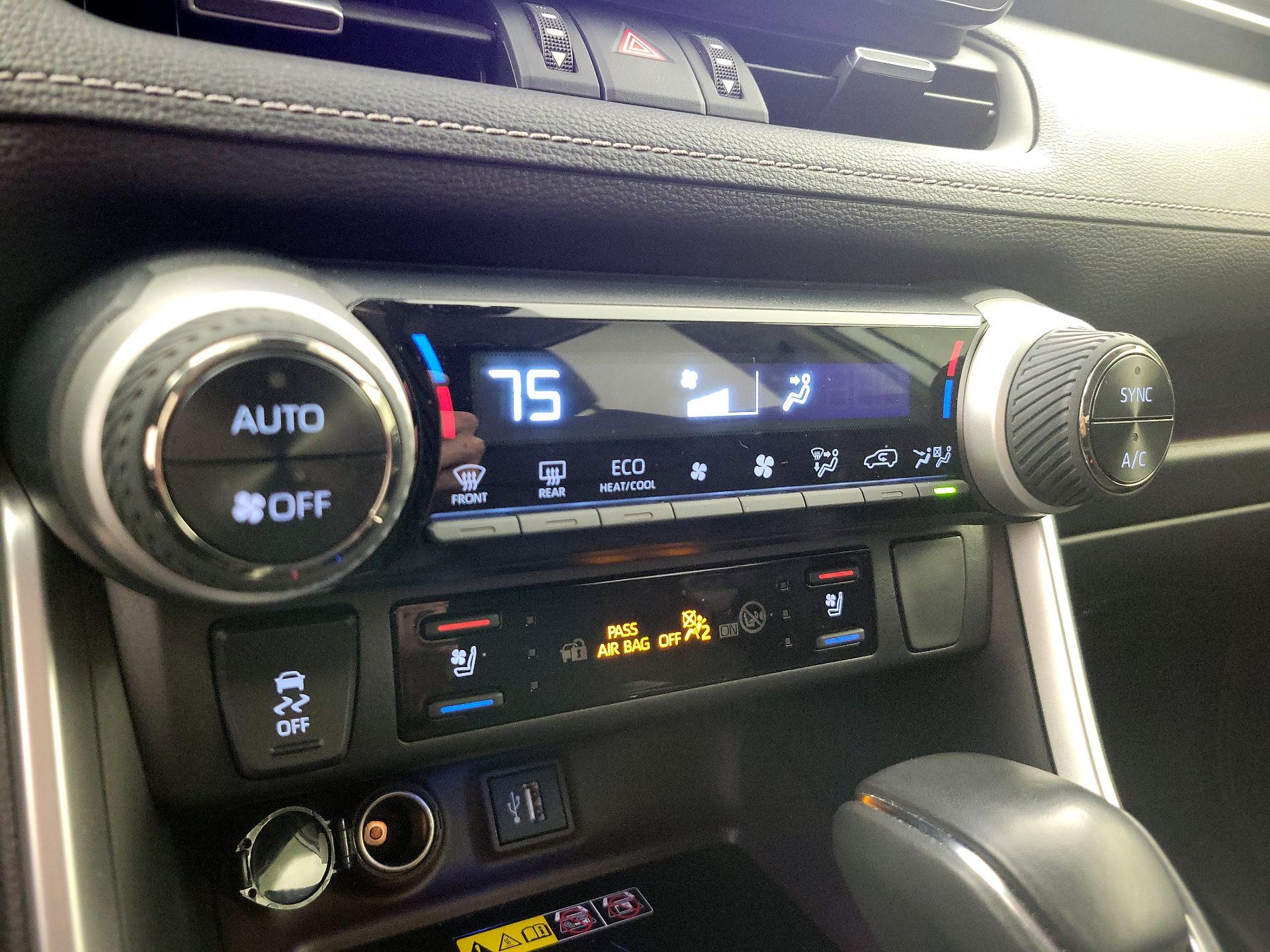 Thumbnail: 2024 Toyota RAV4 - 16