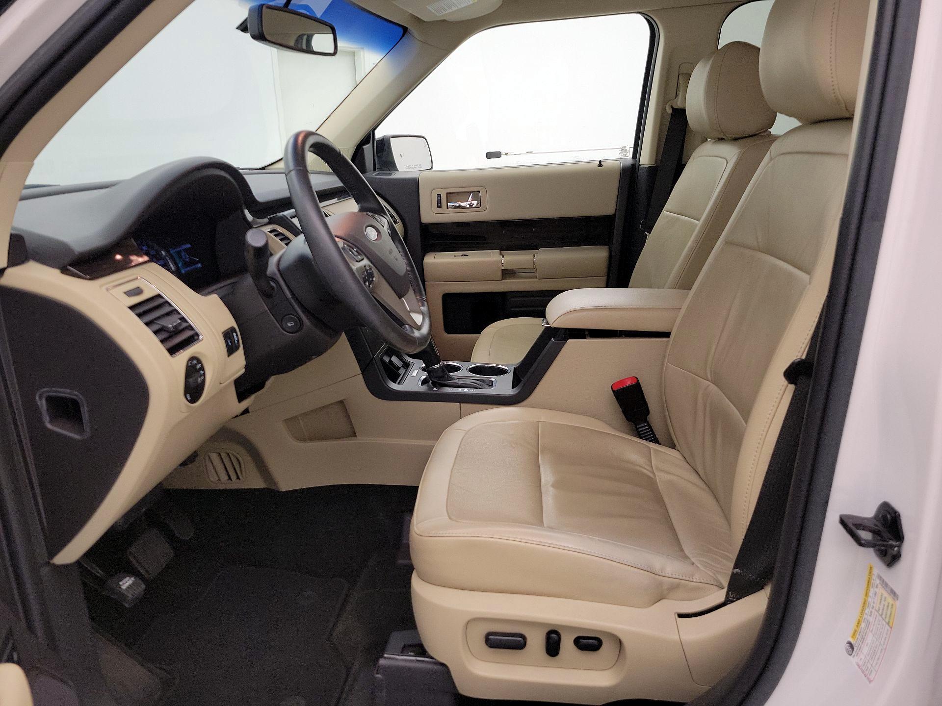 Thumbnail: 2016 Ford Flex - 11